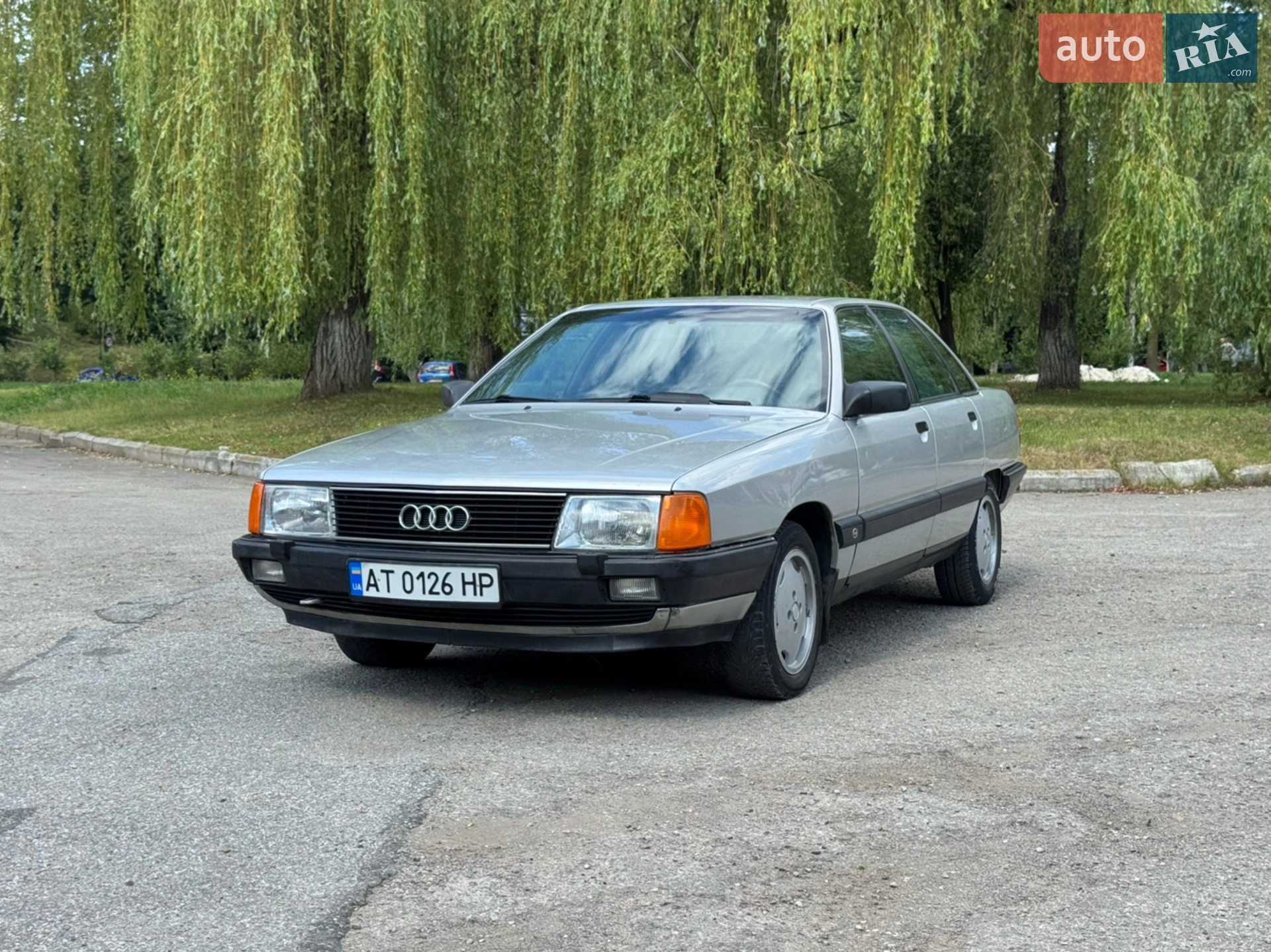 Audi 100, 1984