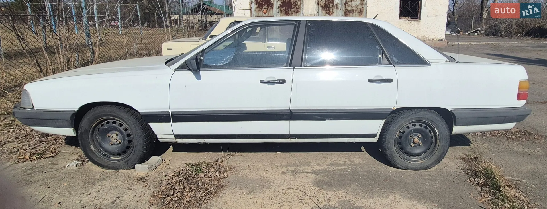 Audi 100, 1984