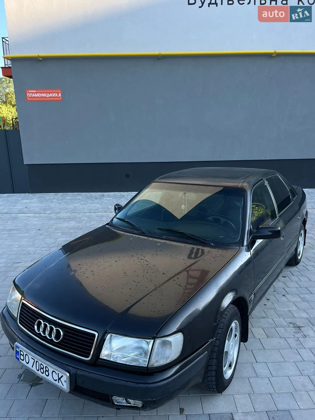 Audi 100, 1992