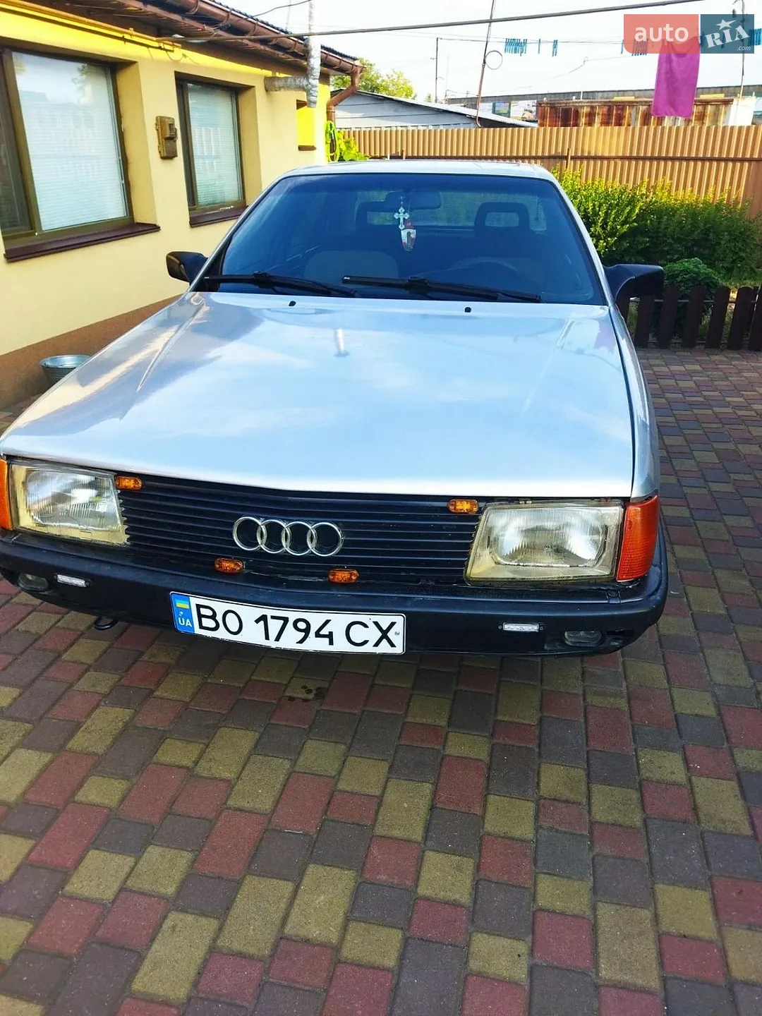 Audi 100, 1989