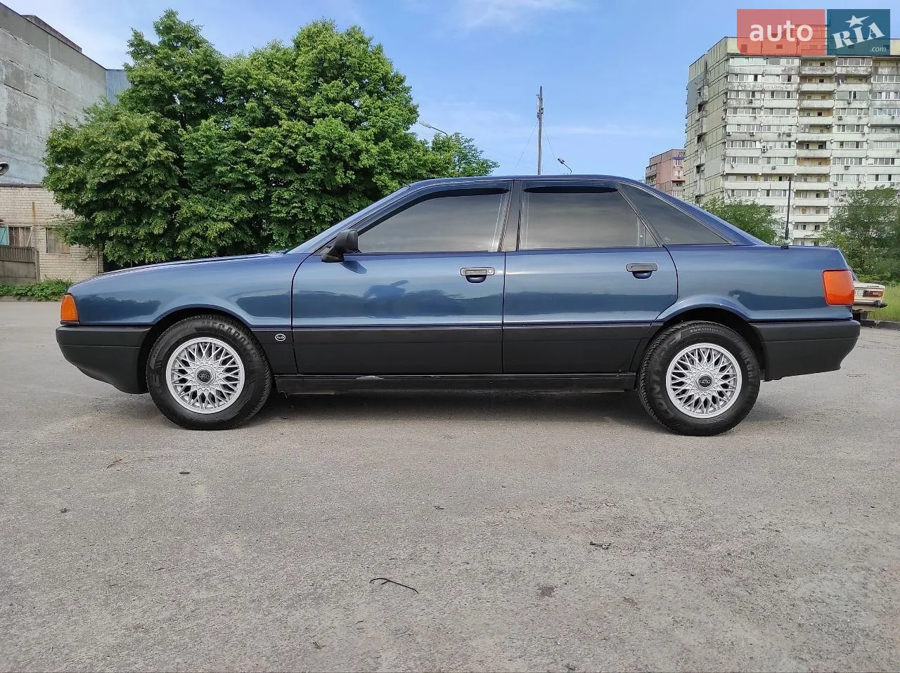 Audi 80, 1990