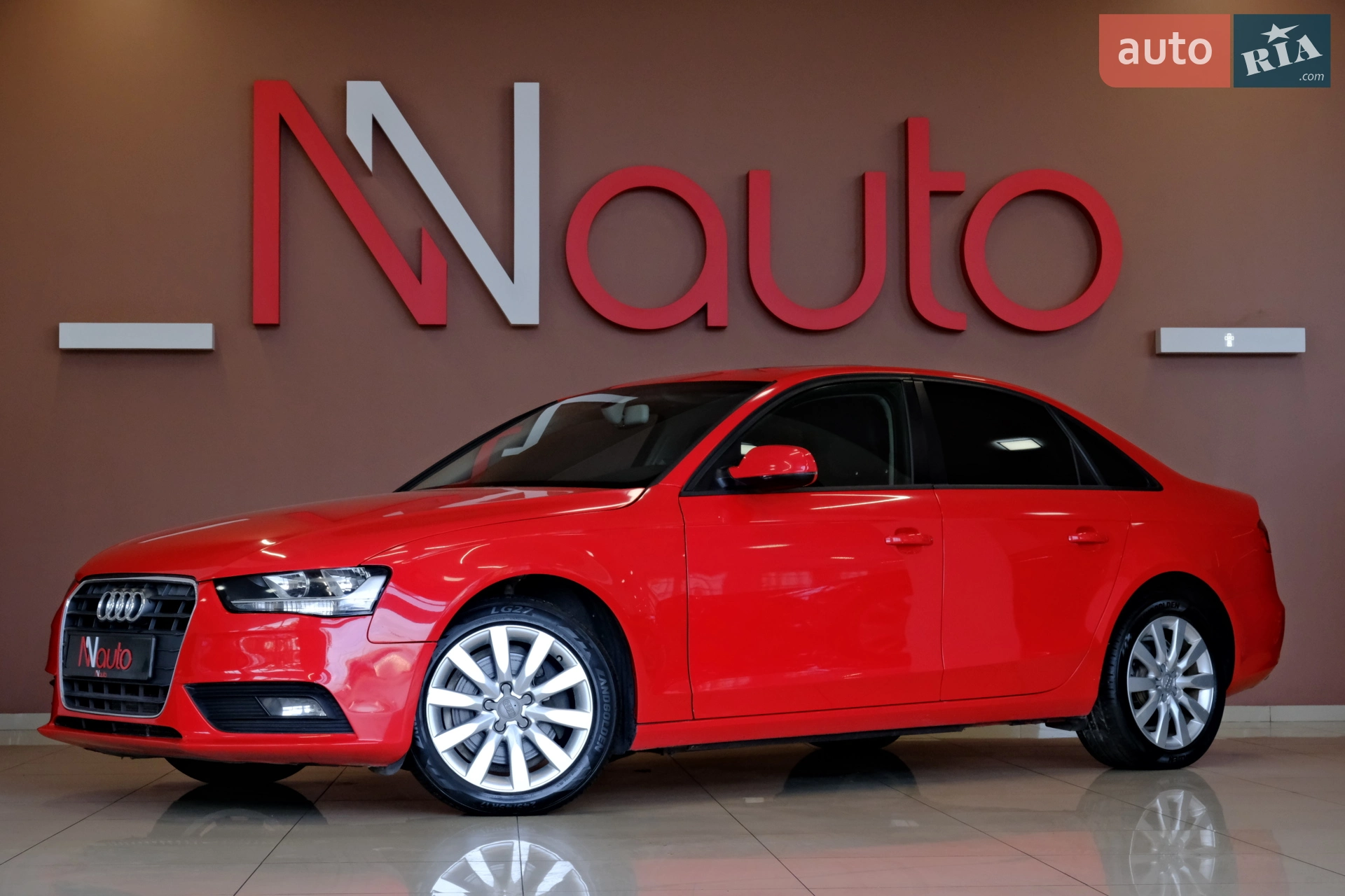 Audi A4, 2014