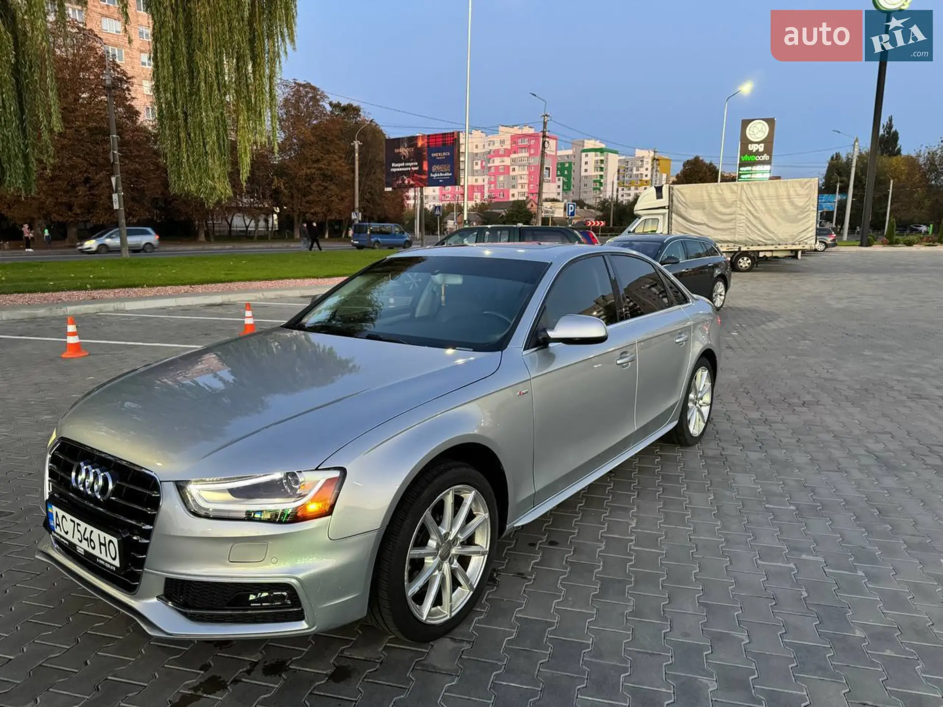 Audi A4, 2014