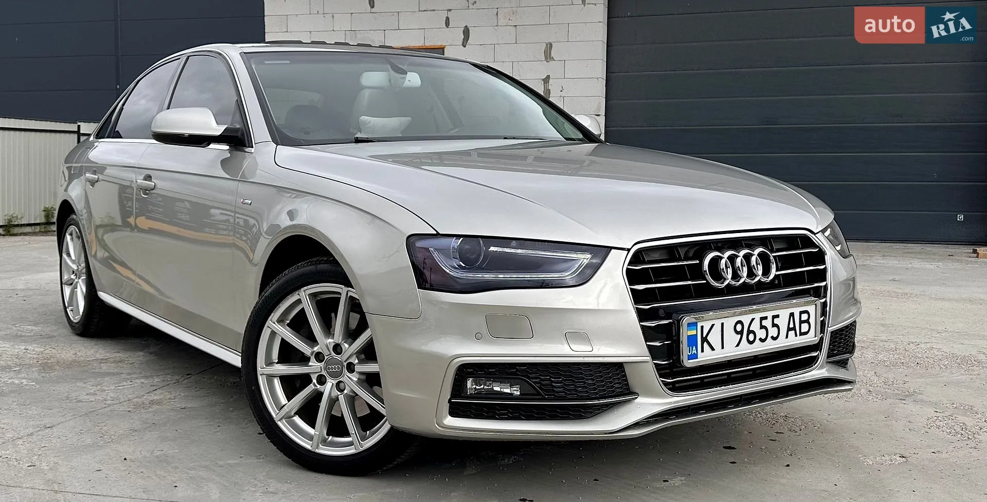 Audi A4, 2015
