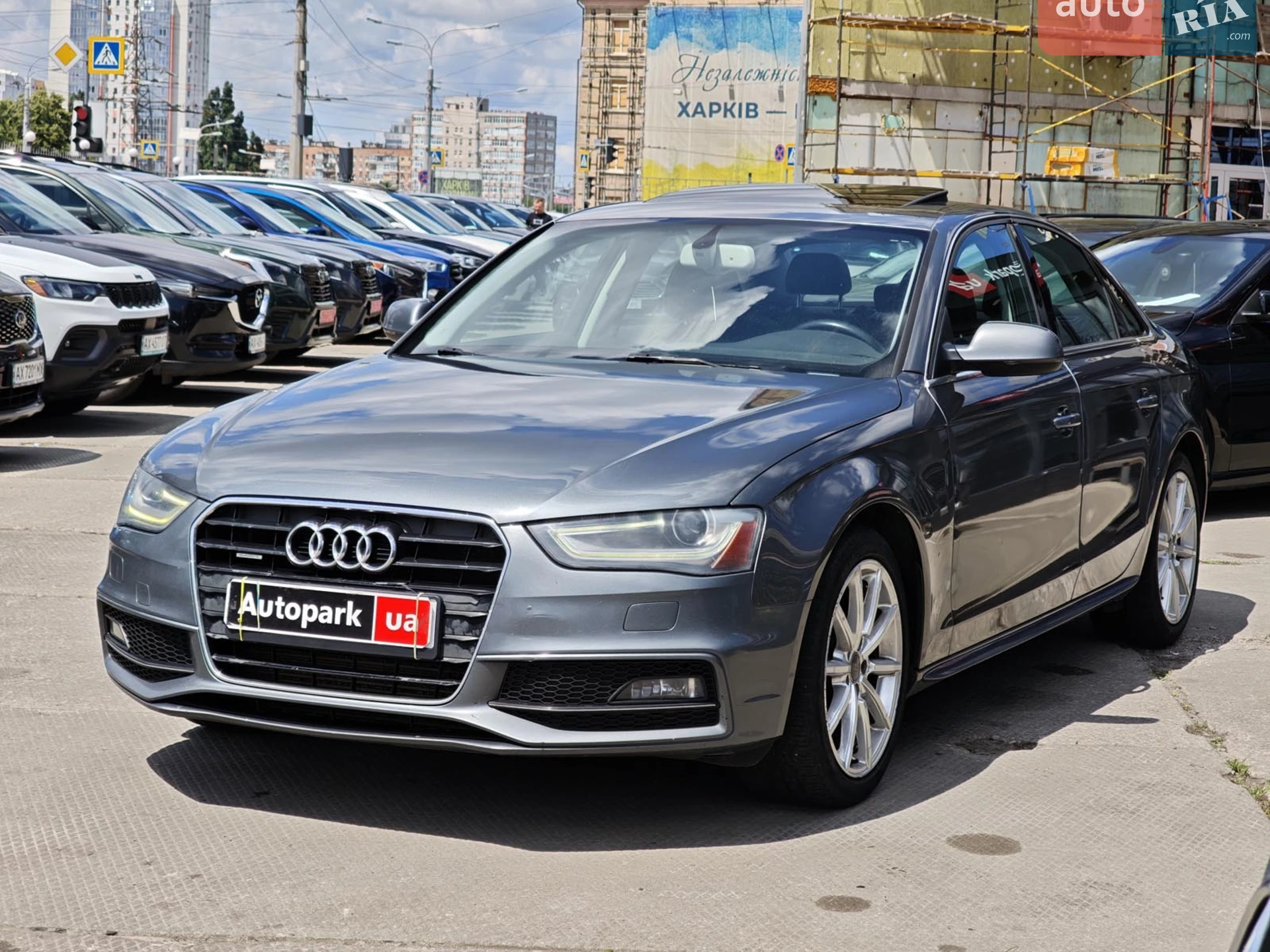 Audi A4, 2013
