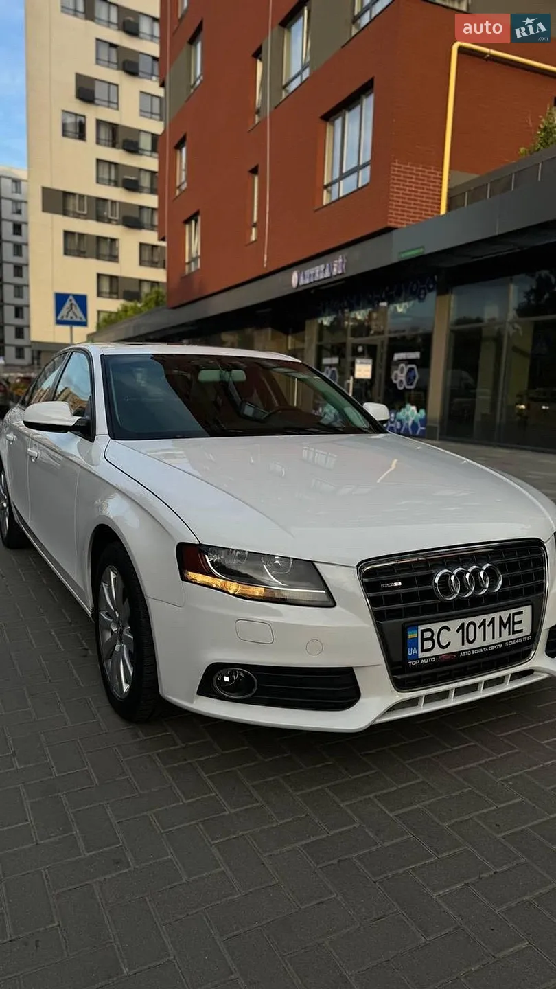 Audi A4, 2012