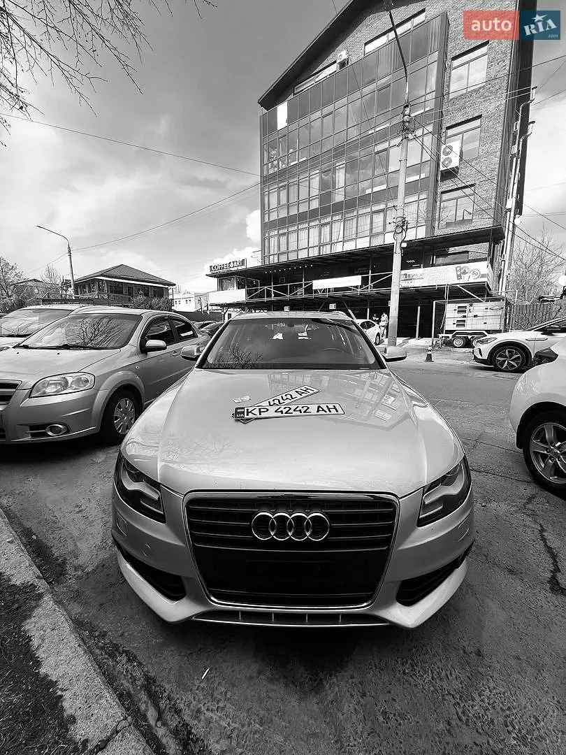 Audi A4, 2010