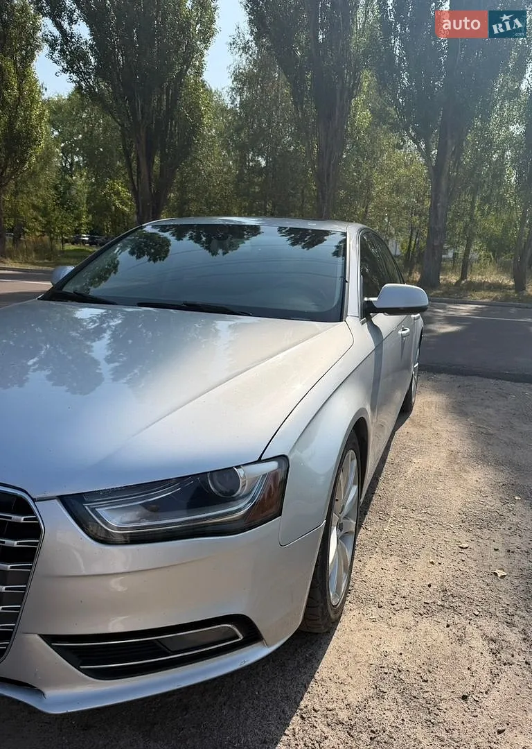 Audi A4, 2012