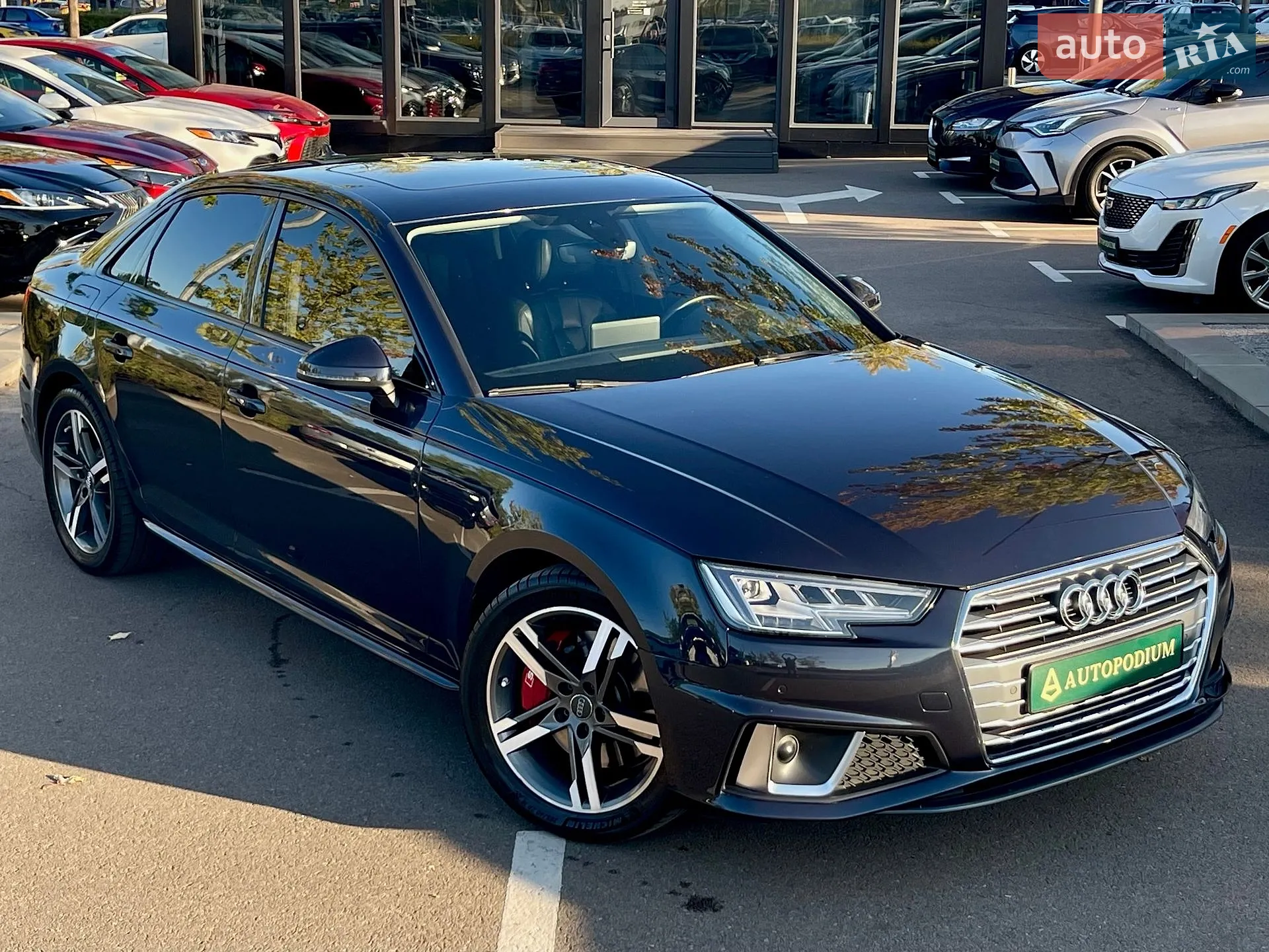 Audi A4, 2015