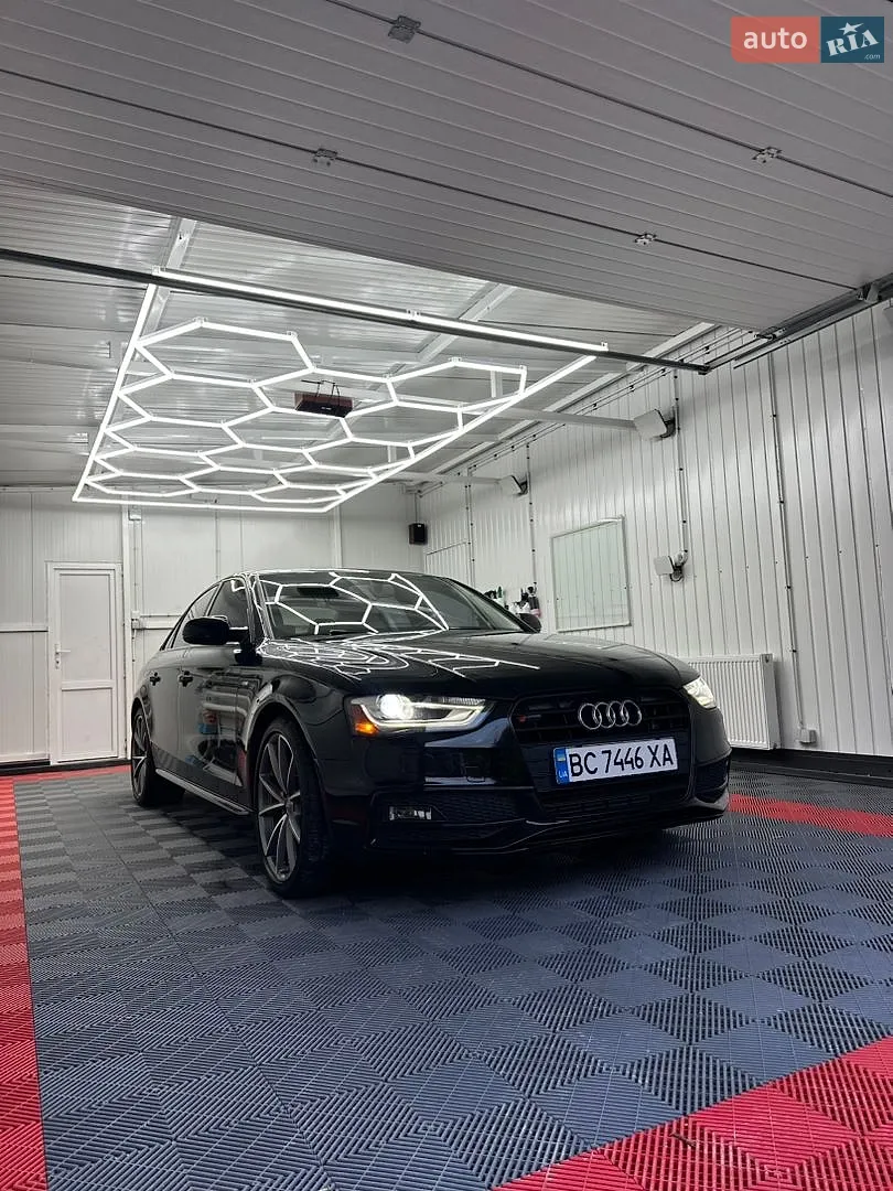 Audi A4, 2015