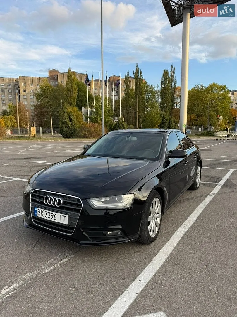 Audi A4, 2012