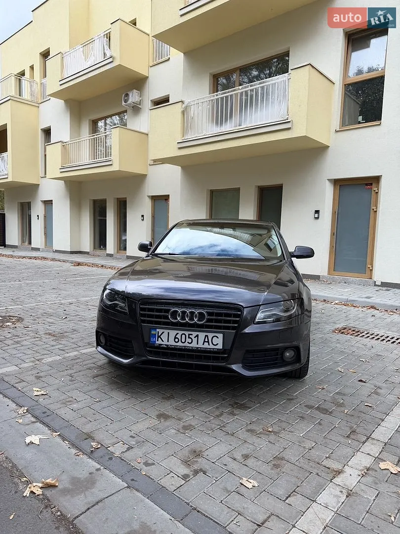 Audi A4, 2011