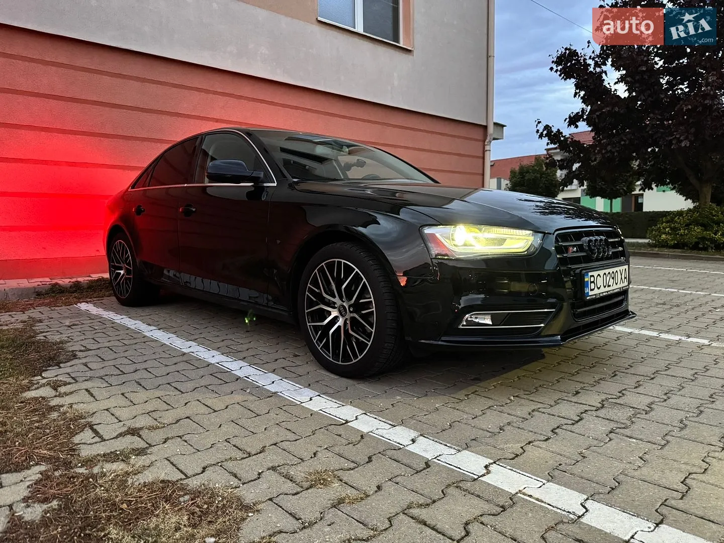 Audi A4, 2013