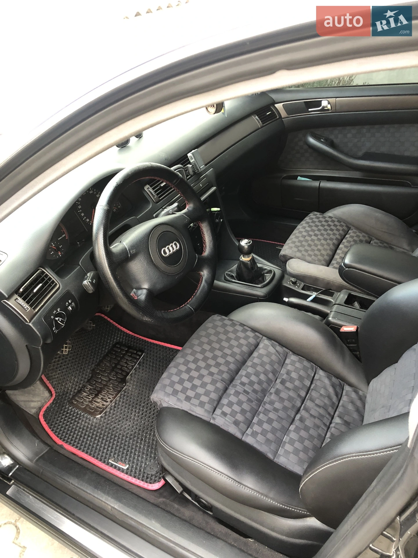 Audi A6, 1998