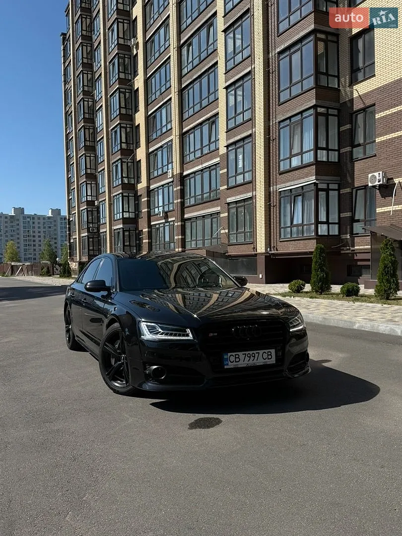 Audi A8, 2015