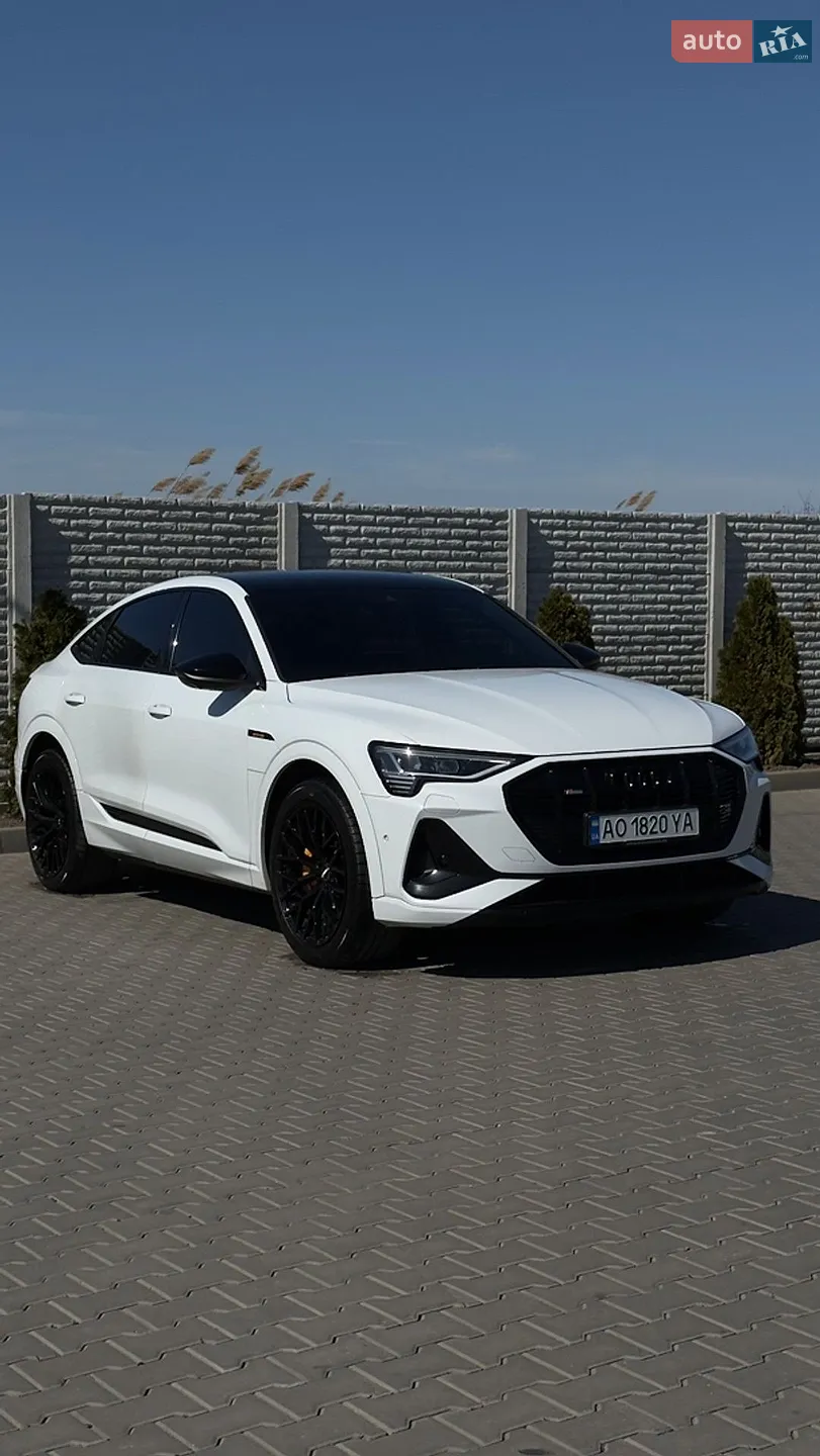 Audi e-tron Sportback, 2020
