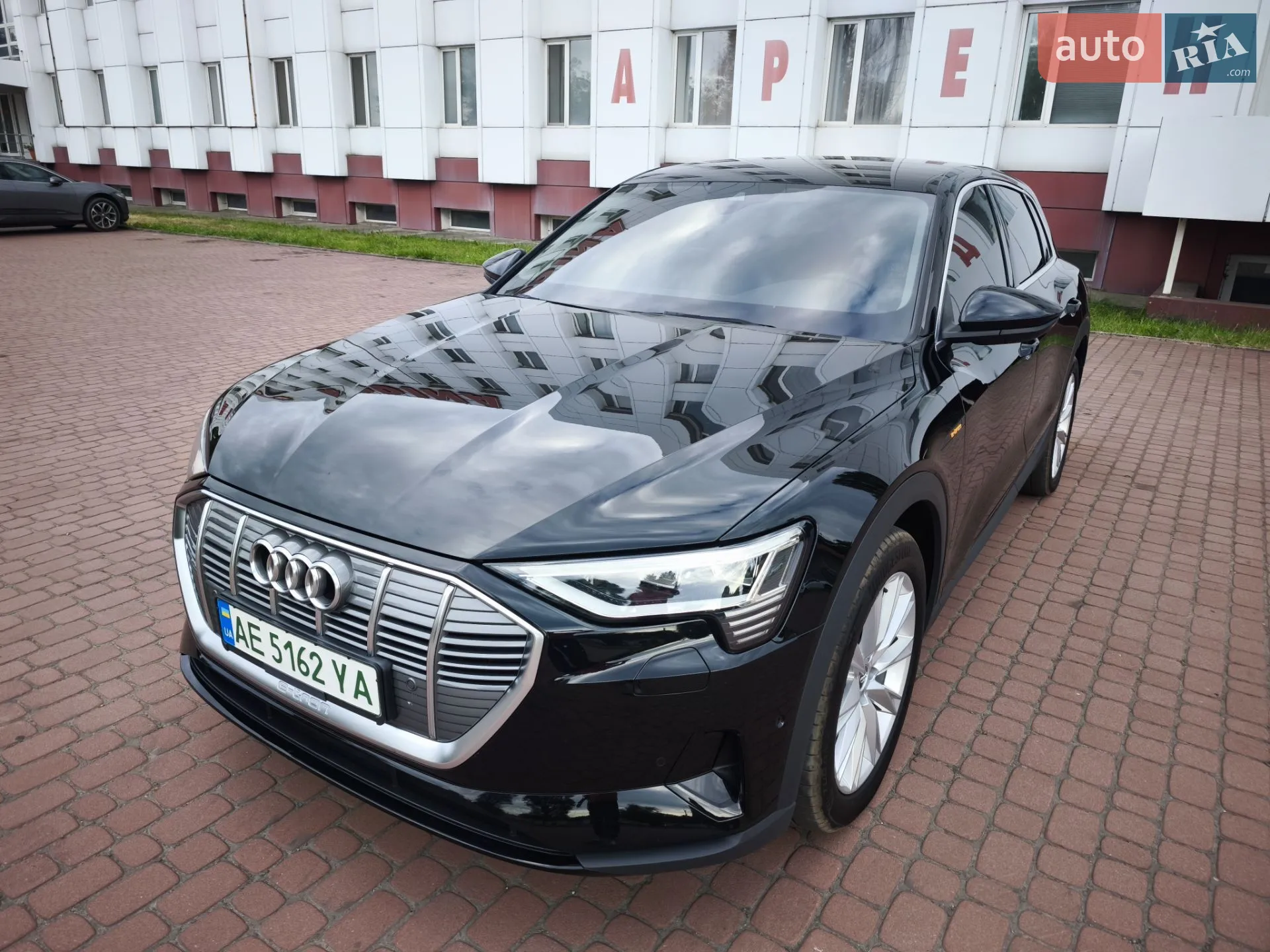 Audi e-tron, 2019