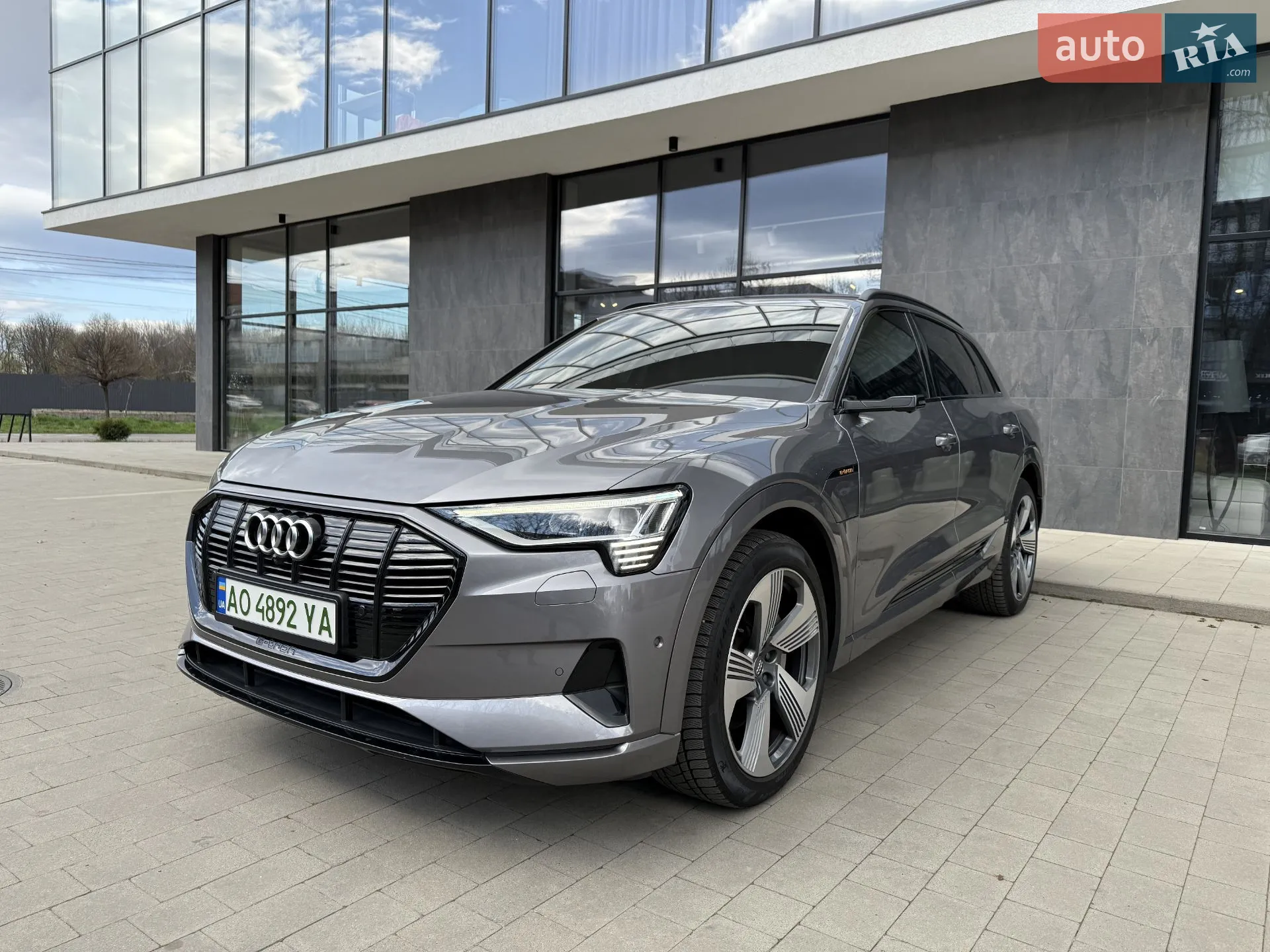 Audi e-tron, 2019