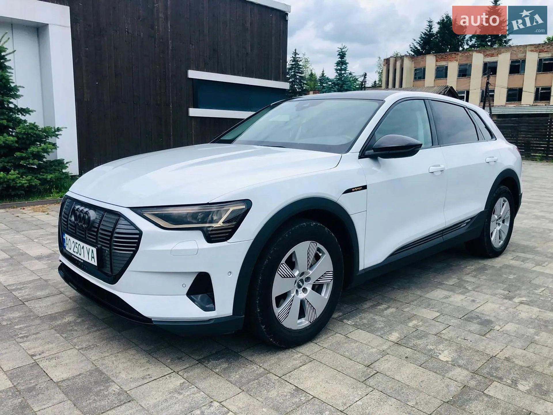 Audi e-tron, 2019