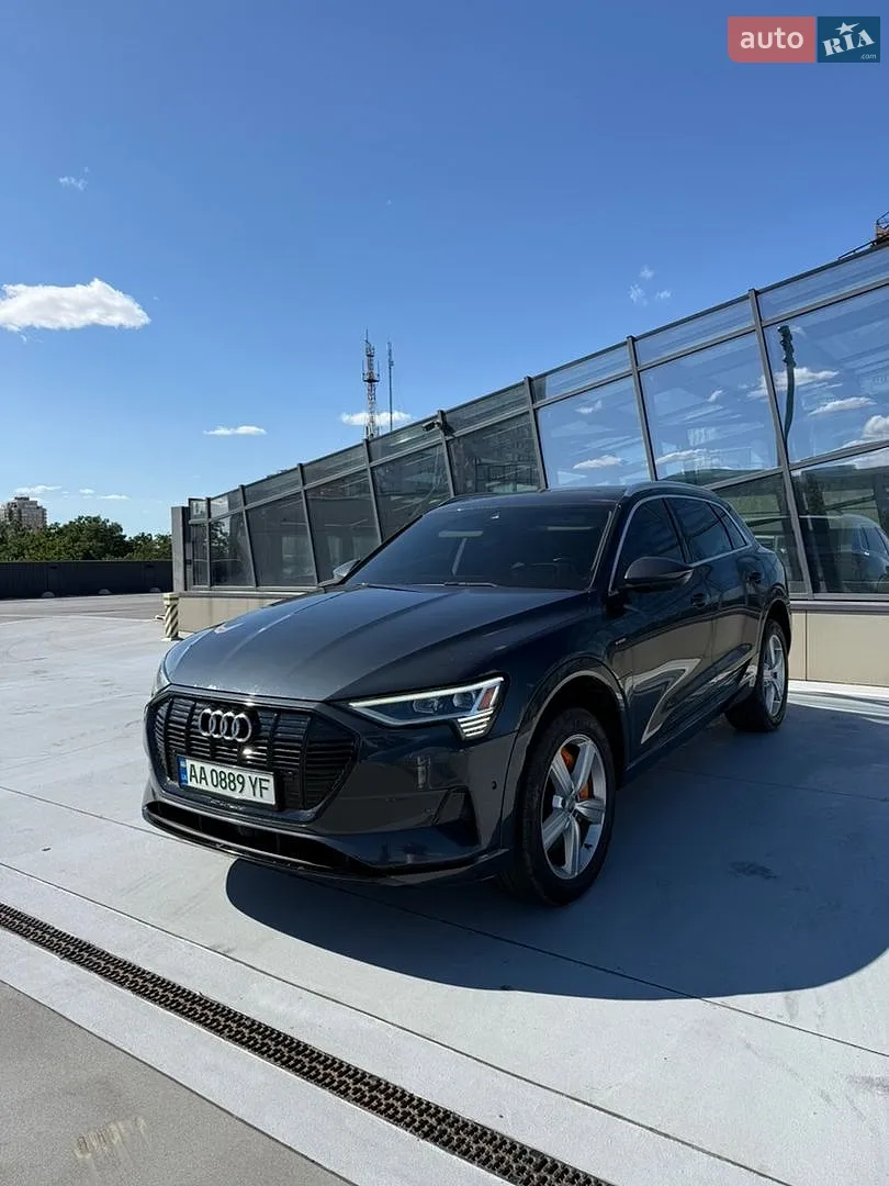 Audi e-tron, 2019