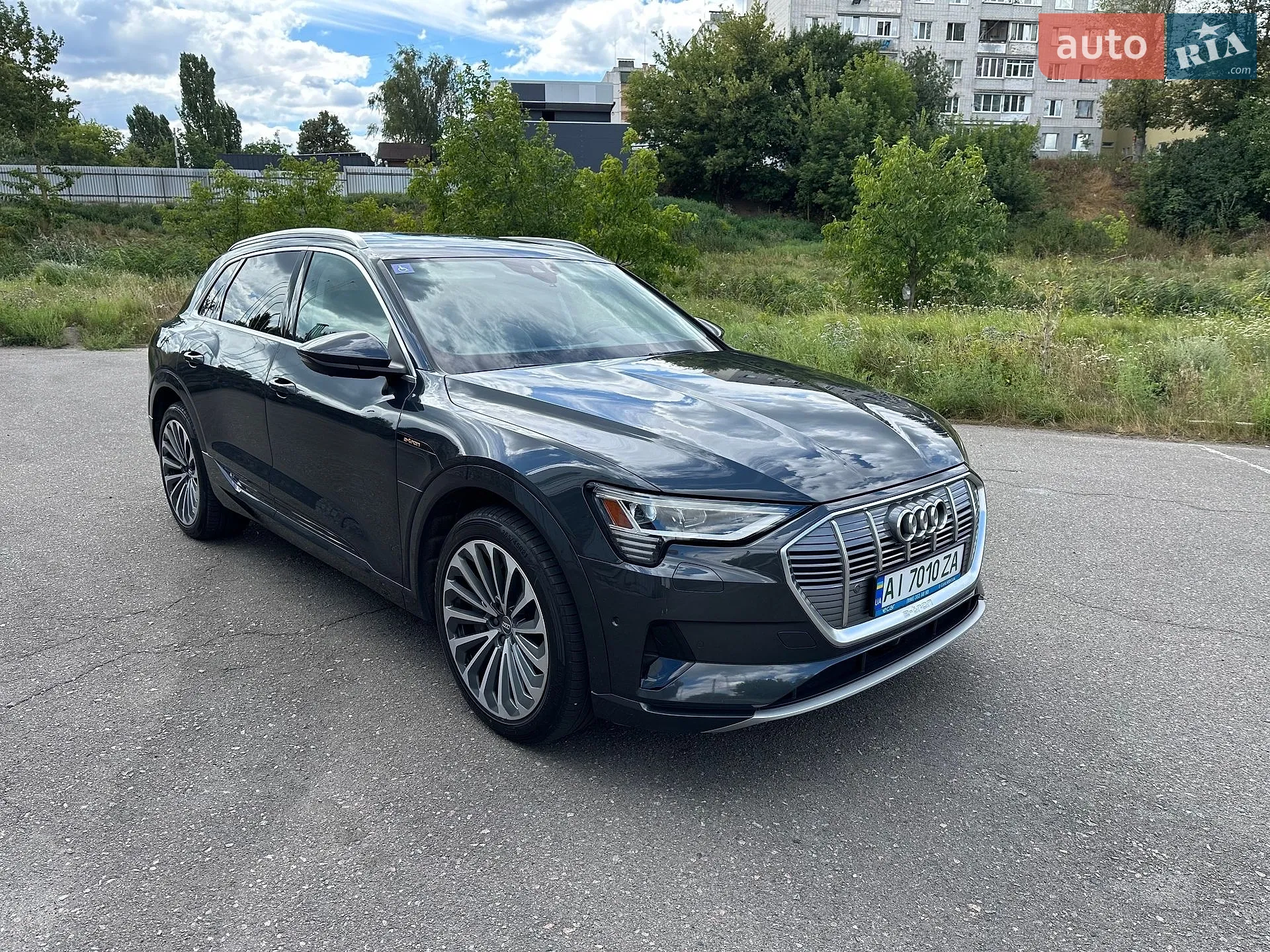 Audi e-tron, 2019