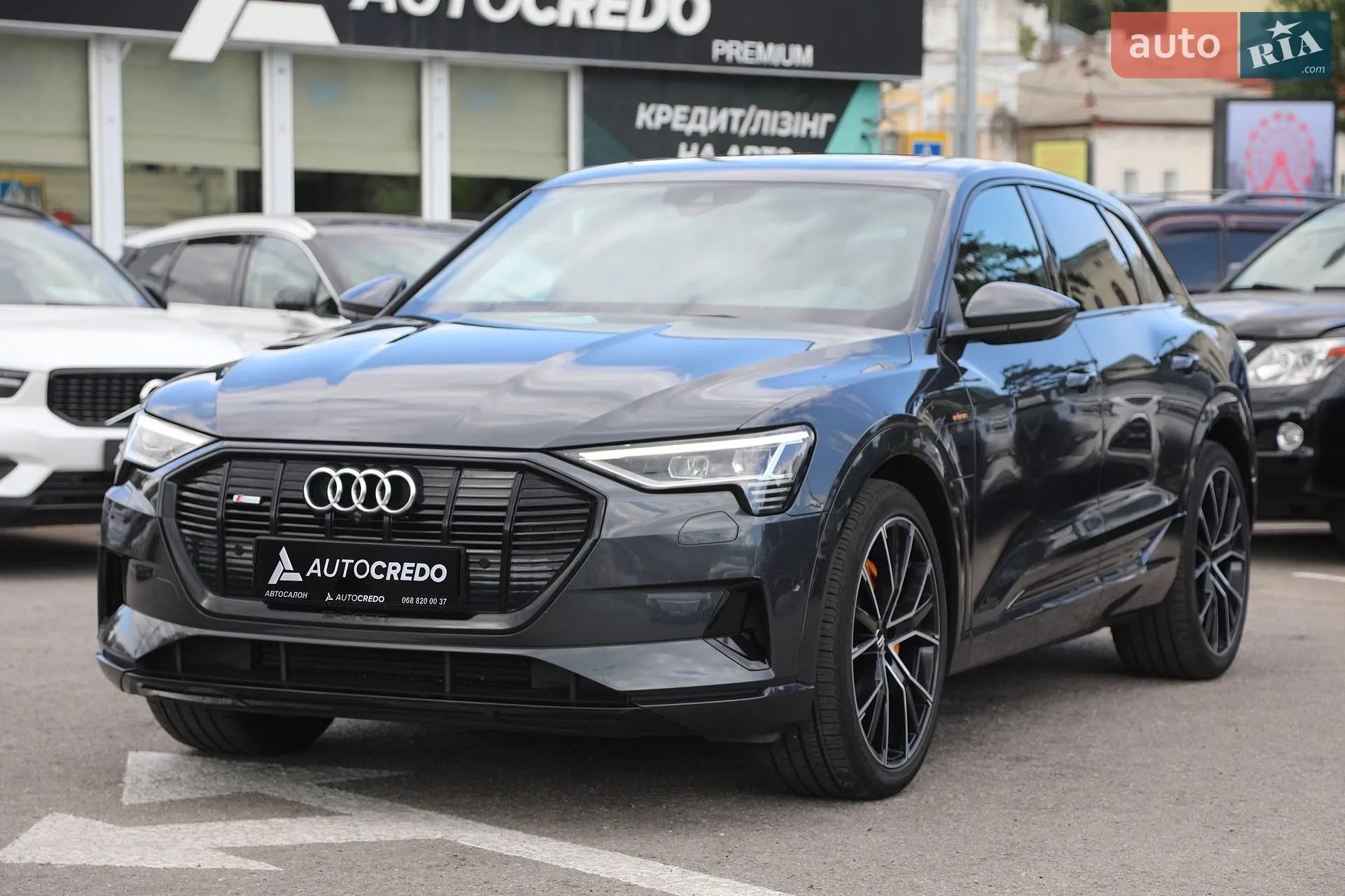 Audi e-tron, 2019
