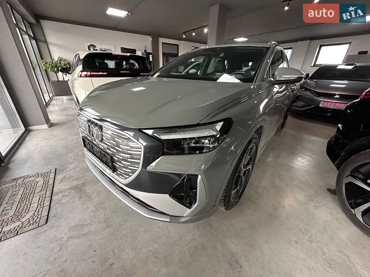 Audi Q4 e-tron, 2024