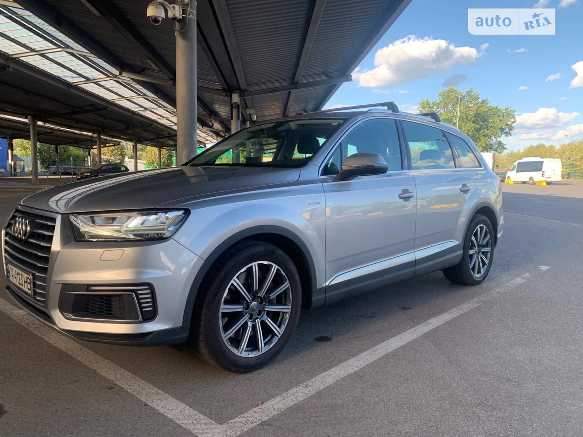 Audi Q7 e-tron, 2016