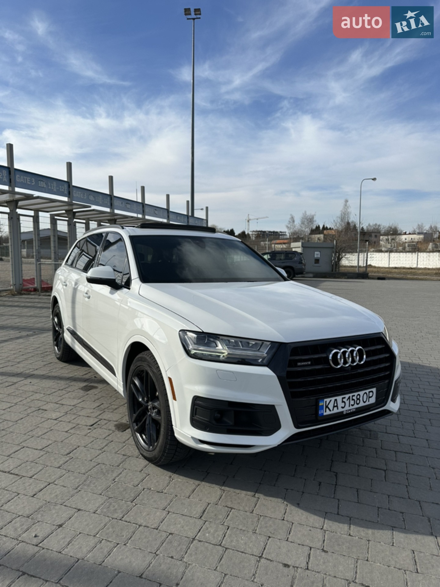 Audi Q7 2018 — 1