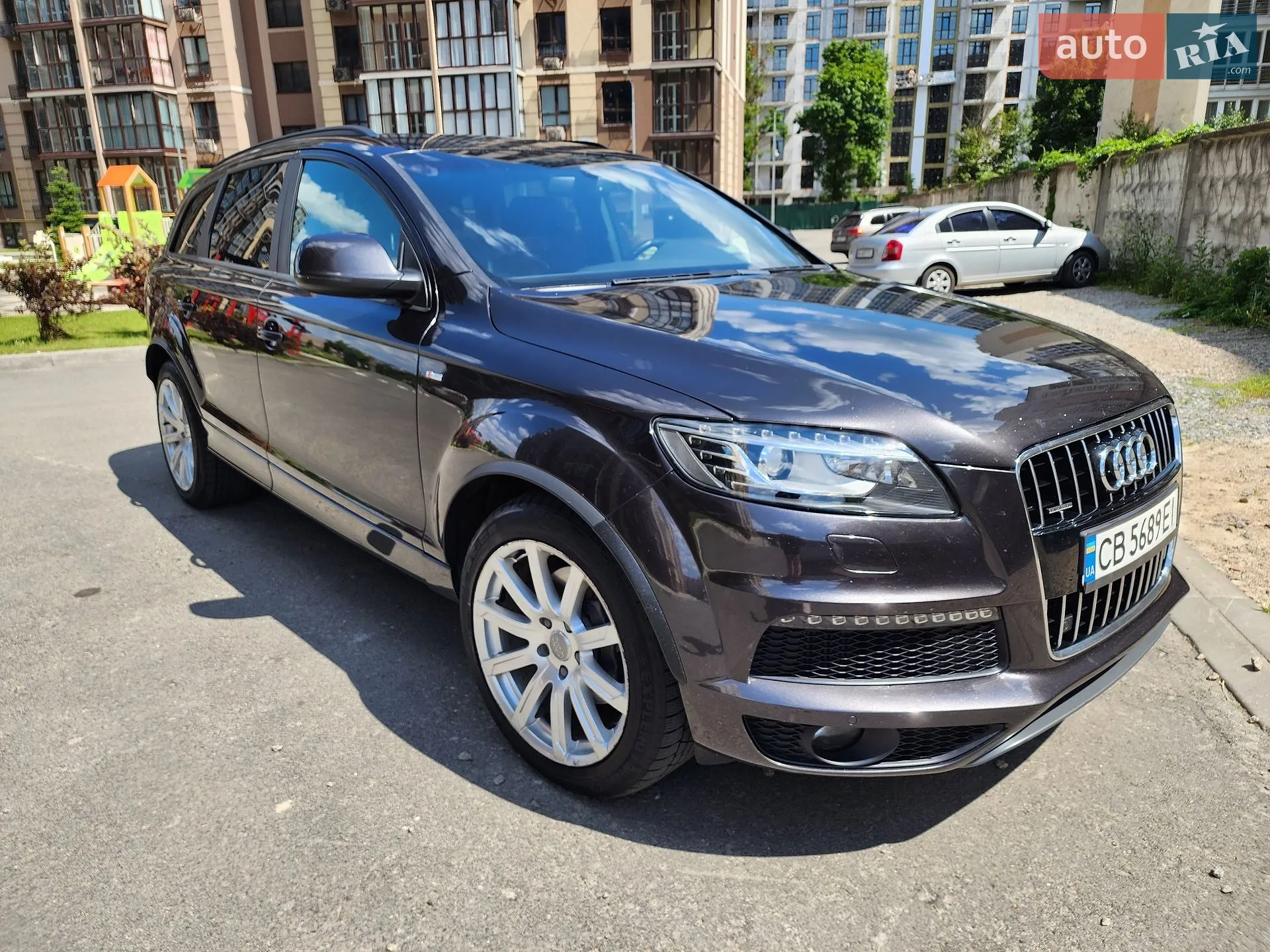 Audi Q7 2015 — 1