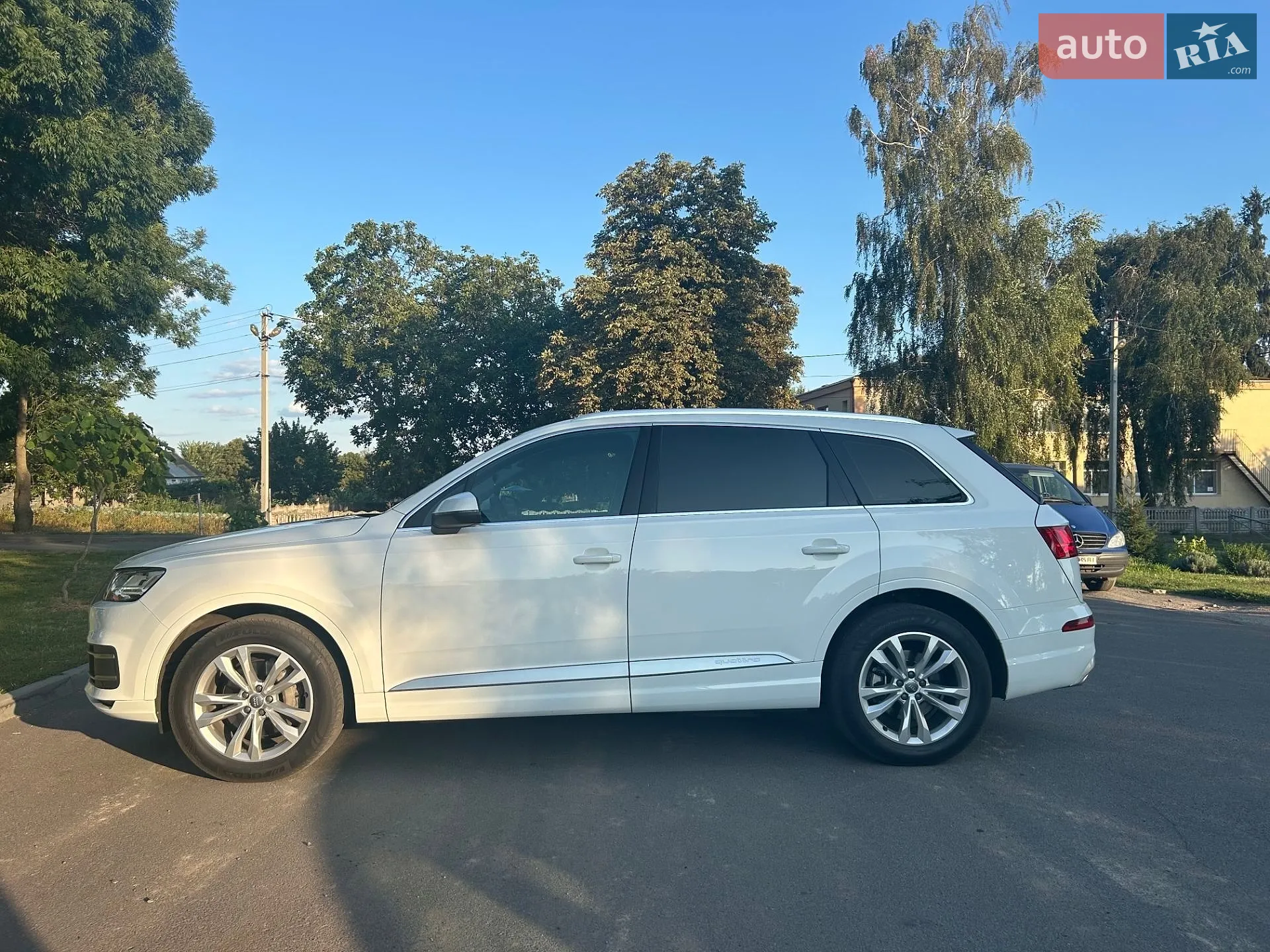 Audi Q7 2017 — 1