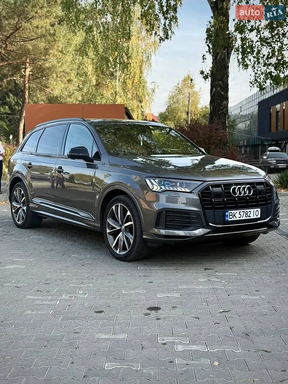 Audi Q7 2019 — 1