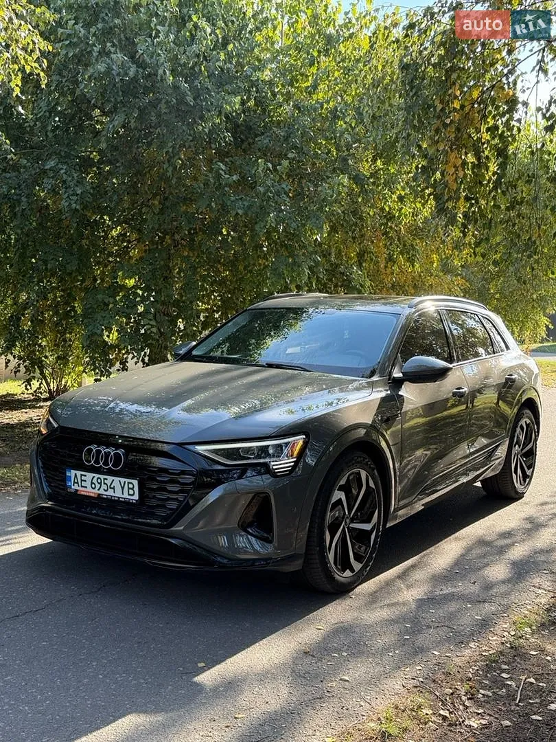 Audi Q8 e-tron, 2023