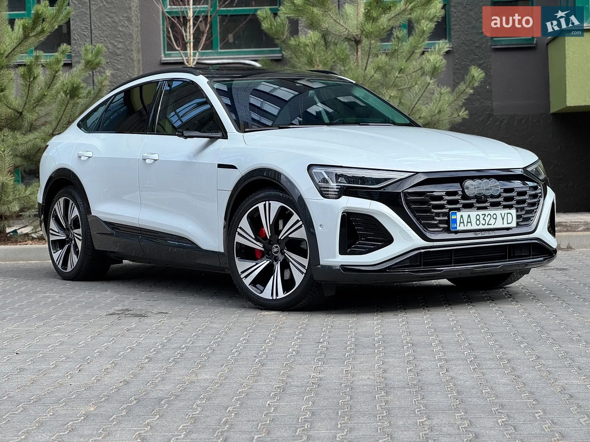 Audi Q8 Sportback e-tron, 2023
