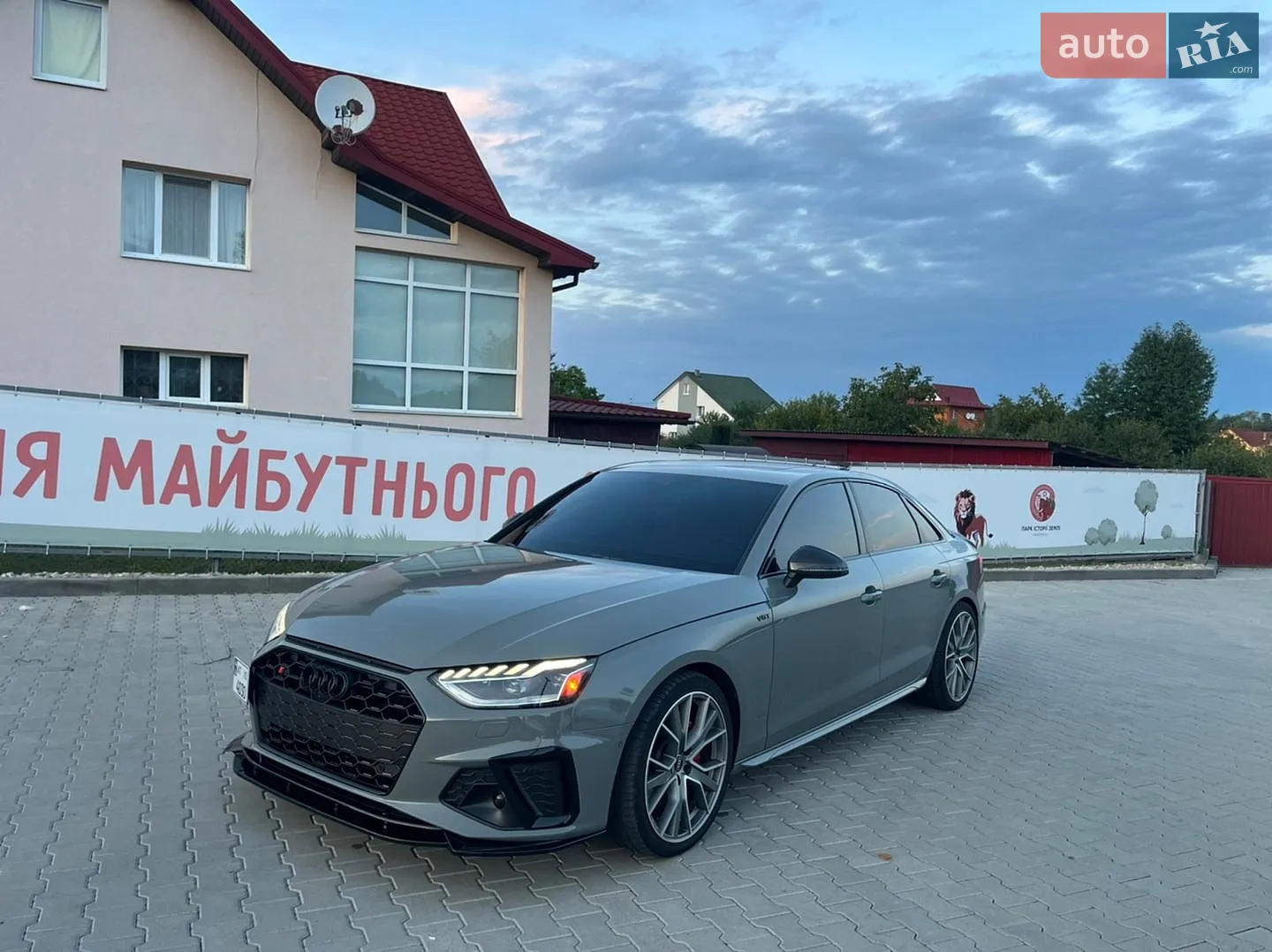 Audi S4, 2022