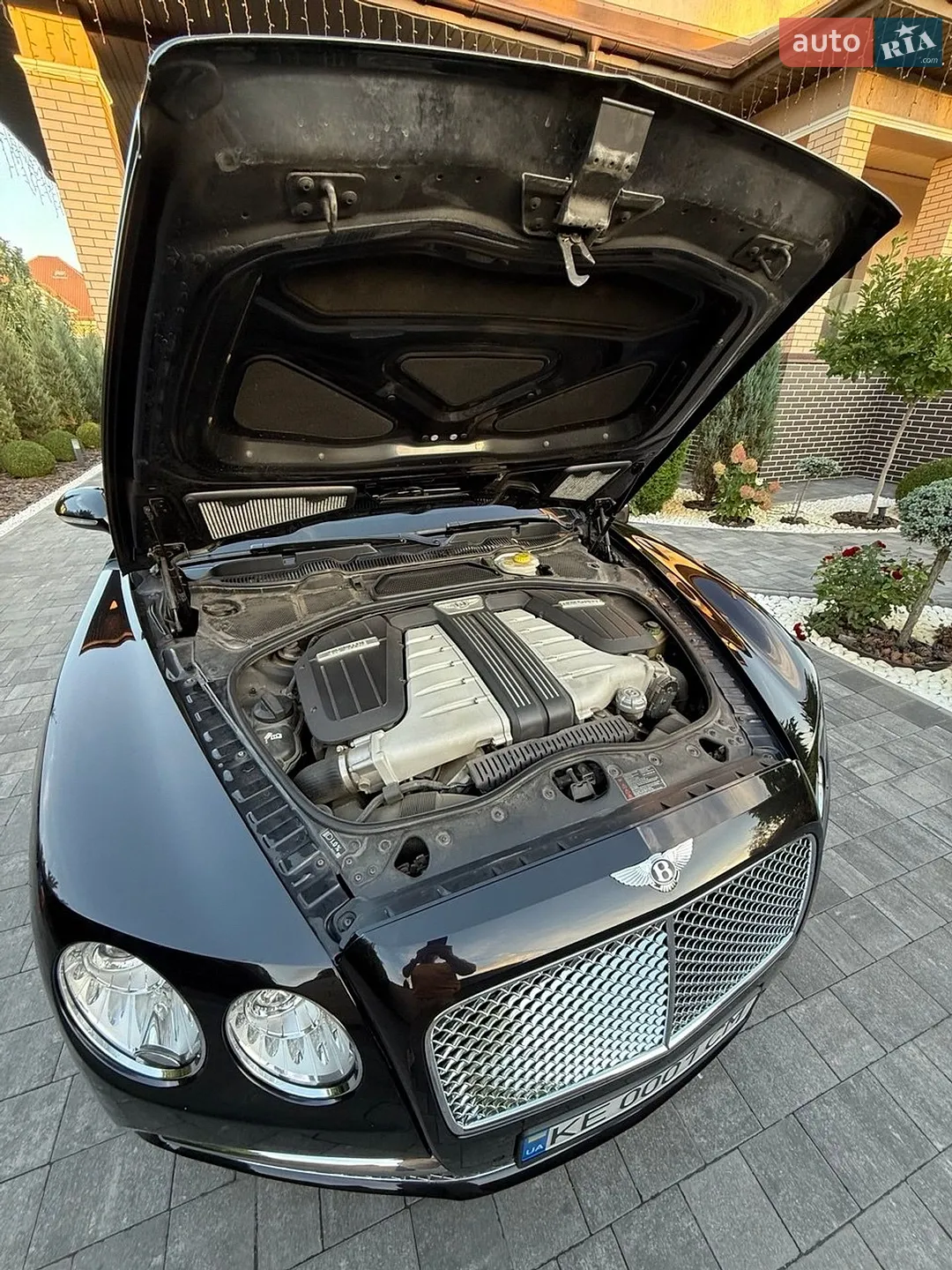 Bentley Flying Spur, 2013
