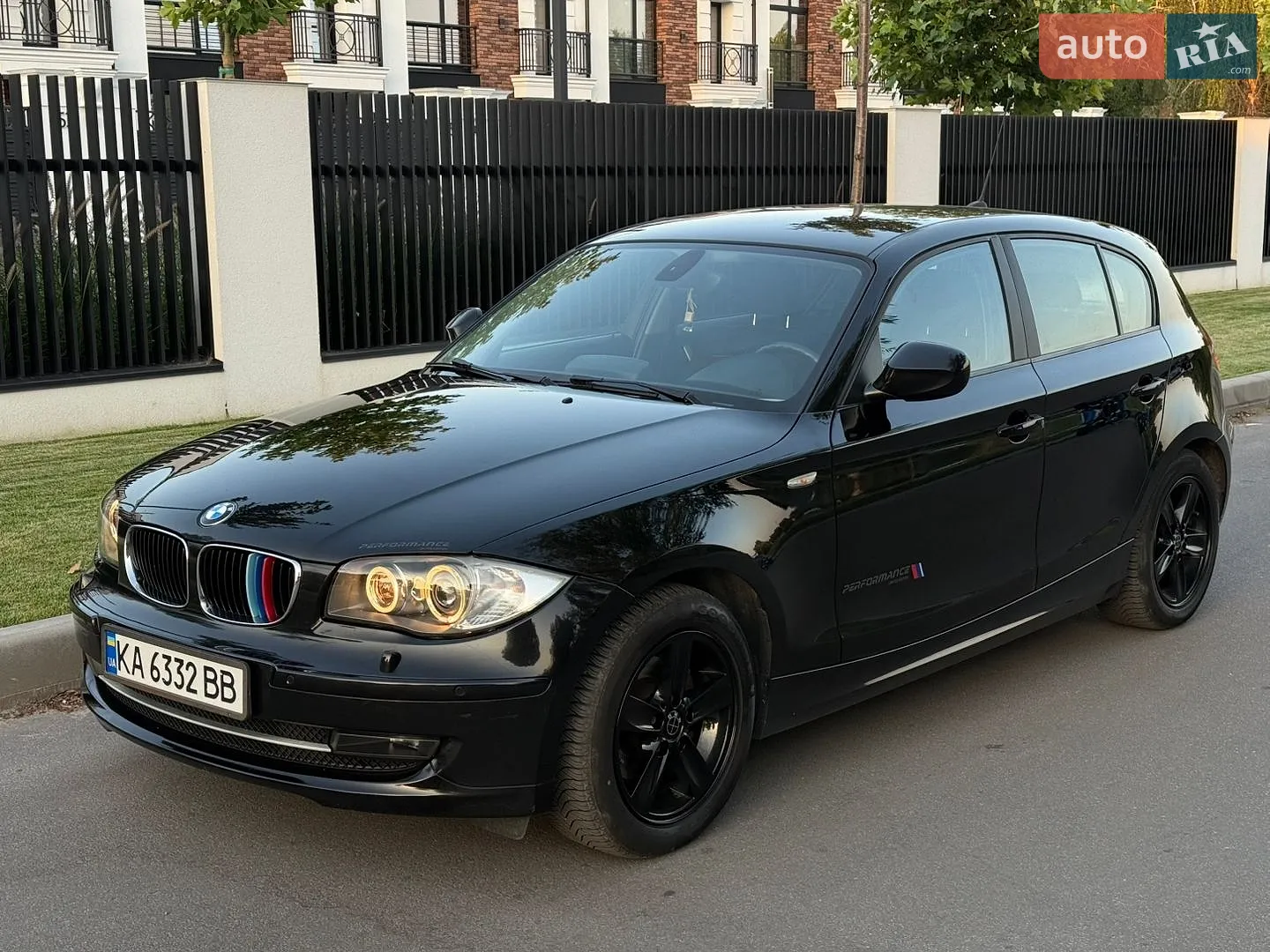 BMW 1 Series, 2010