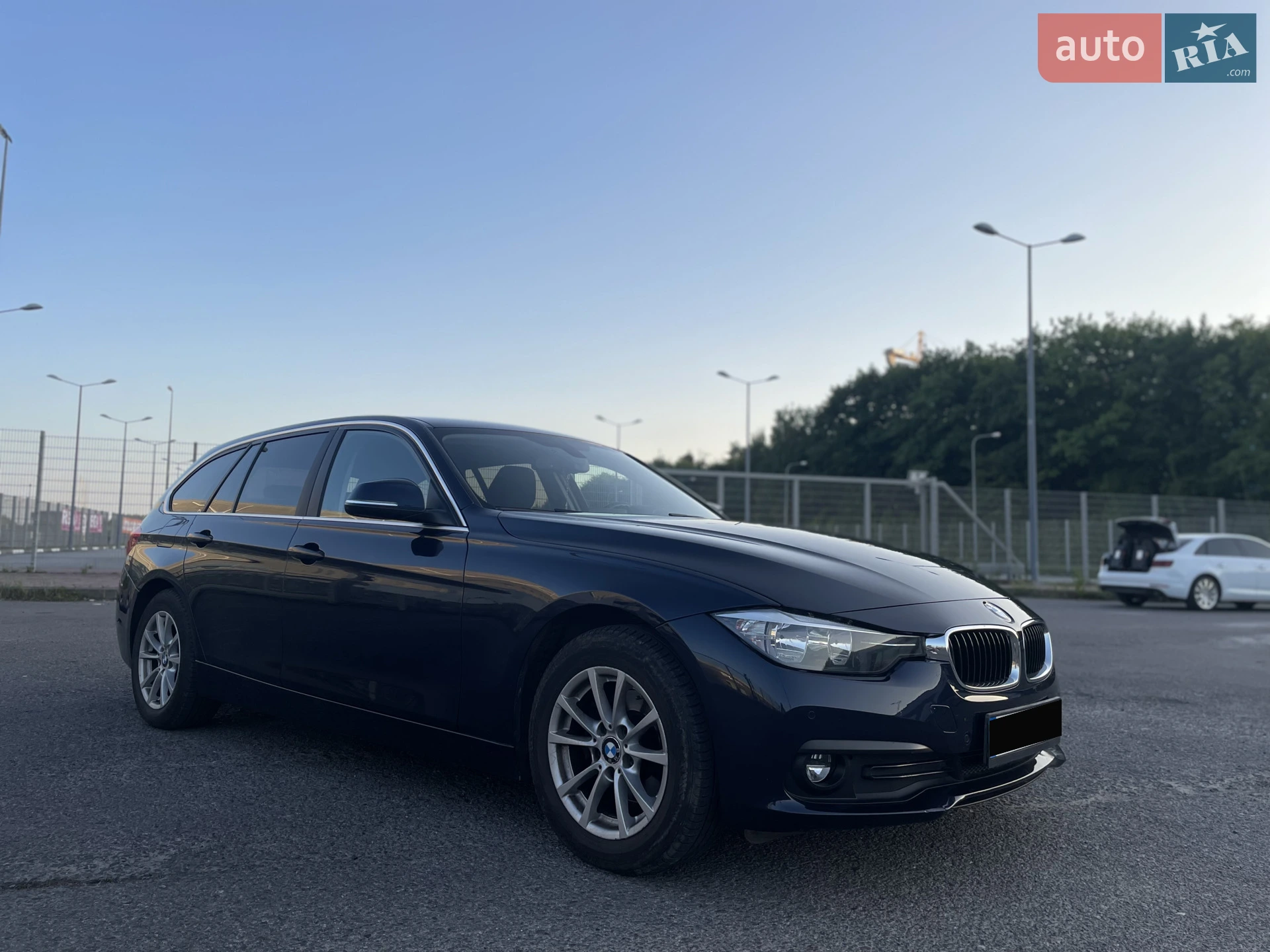 BMW 3 Series, 2017