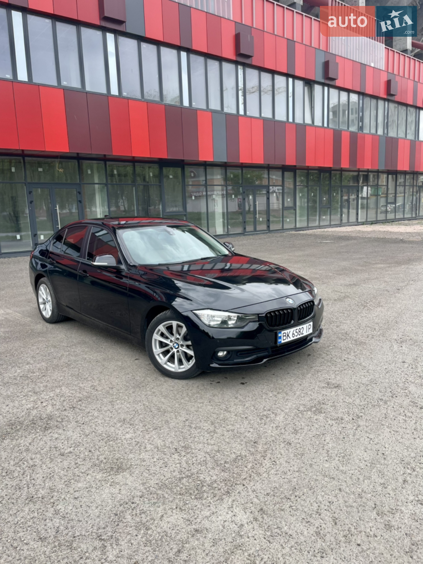 BMW 3 Series, 2016