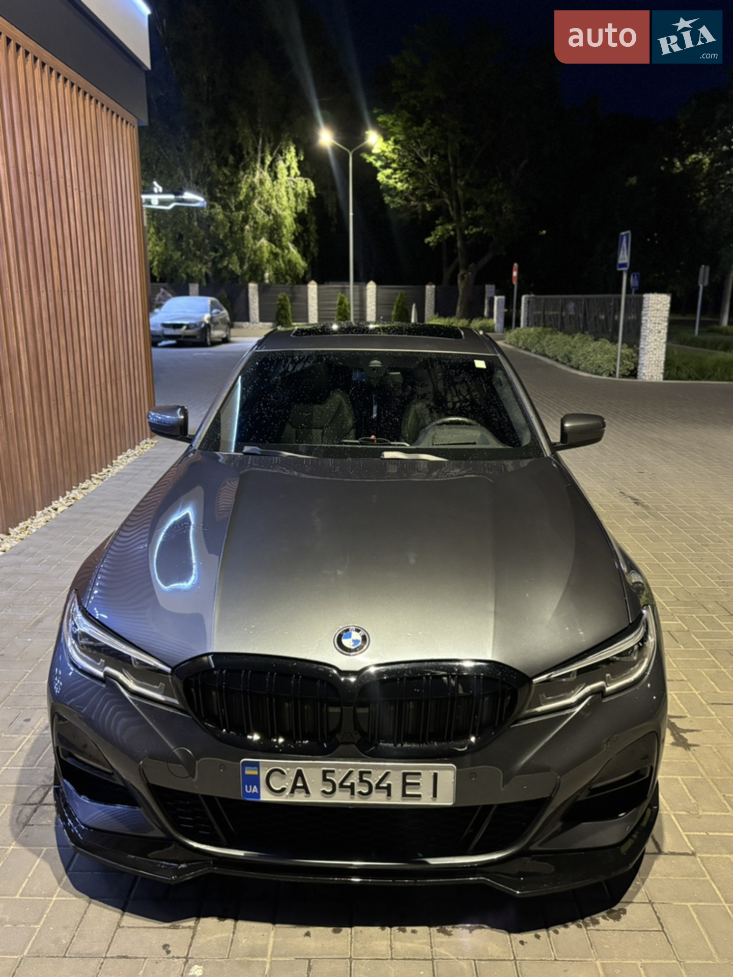 BMW 3 Series, 2019