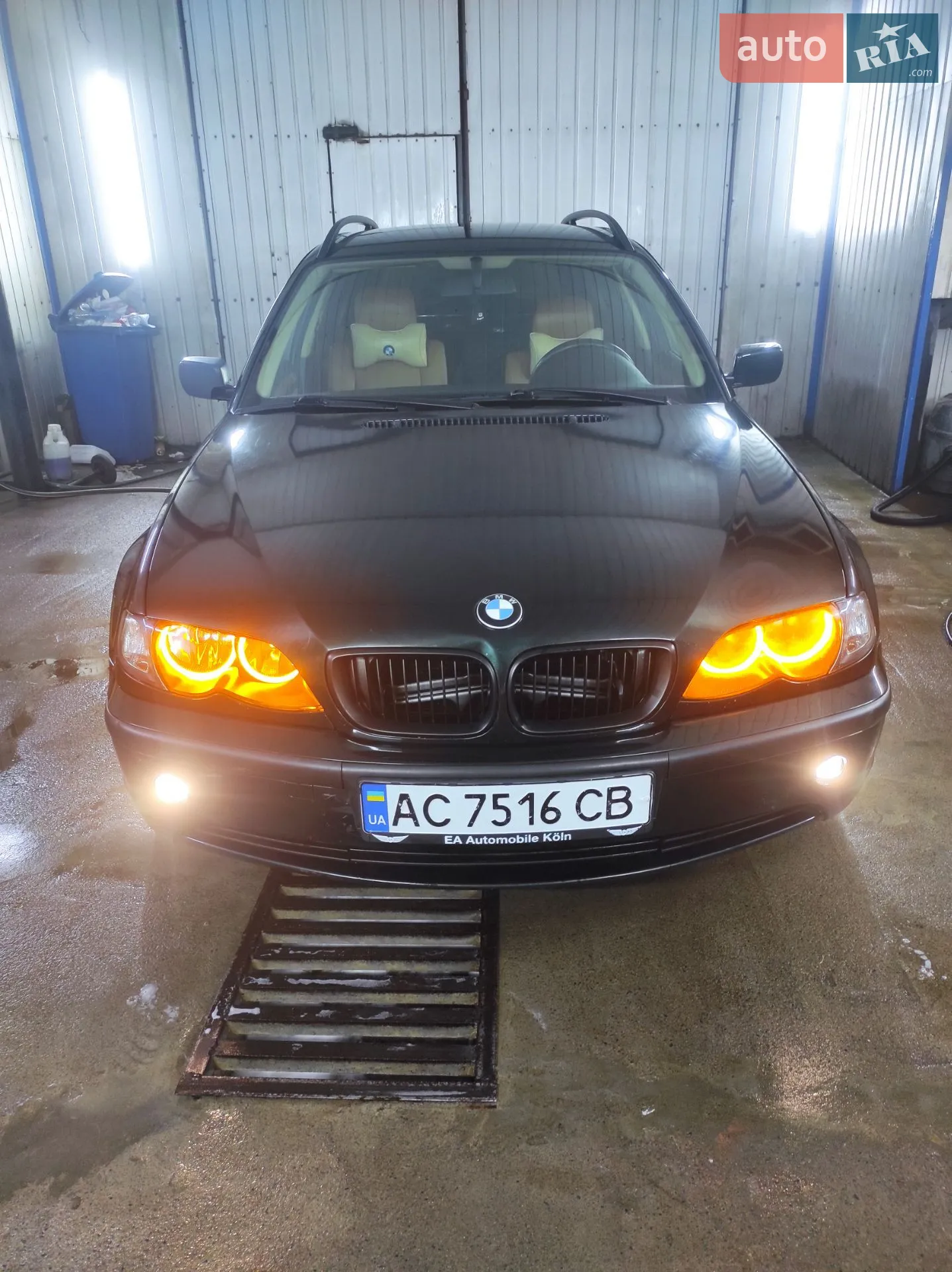 BMW 3 Series, 2002