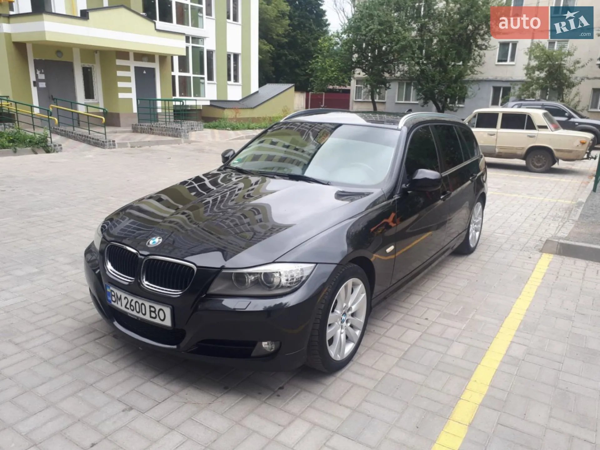 BMW 3 Series, 2010