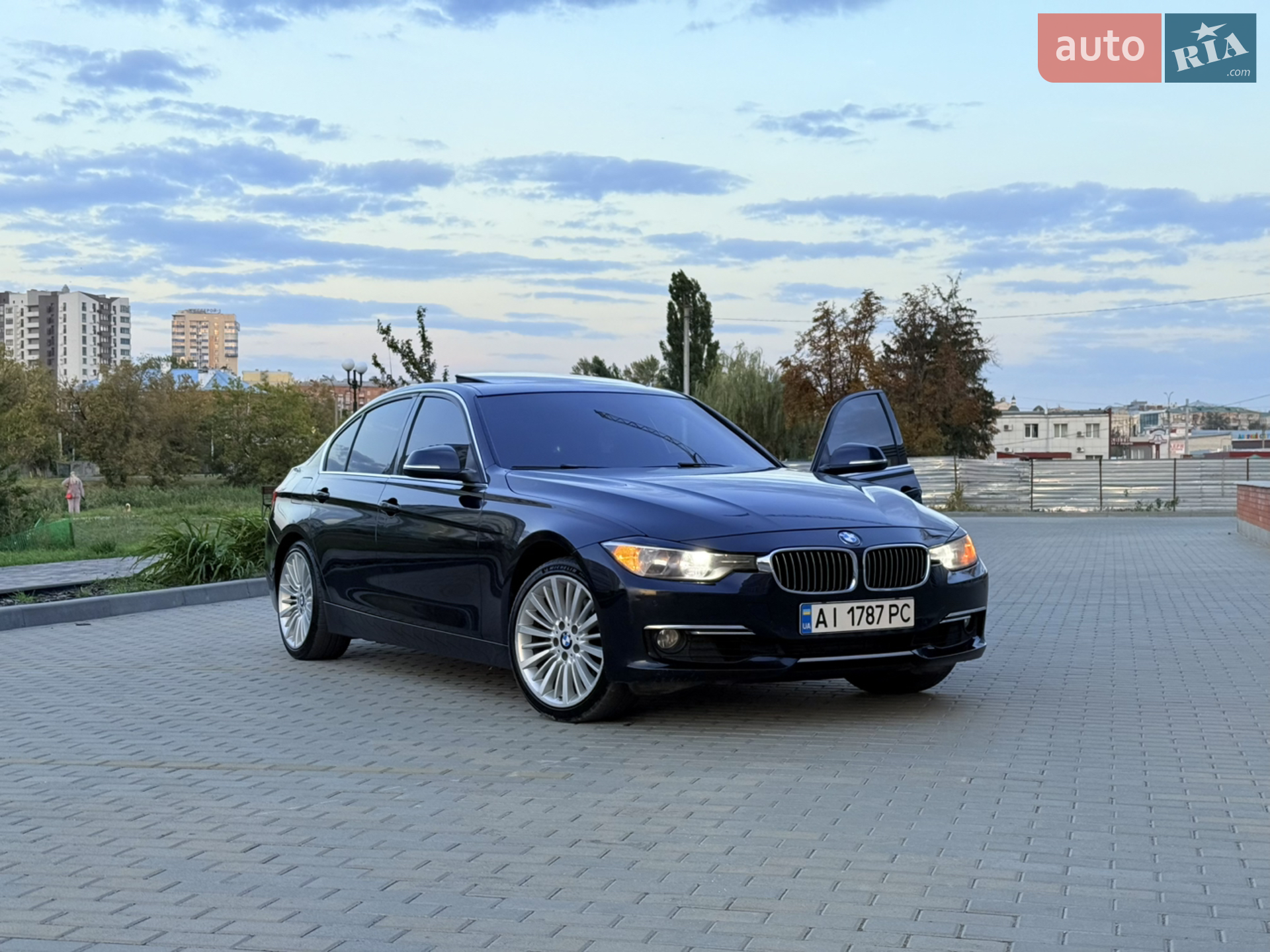 BMW 3 Series, 2012