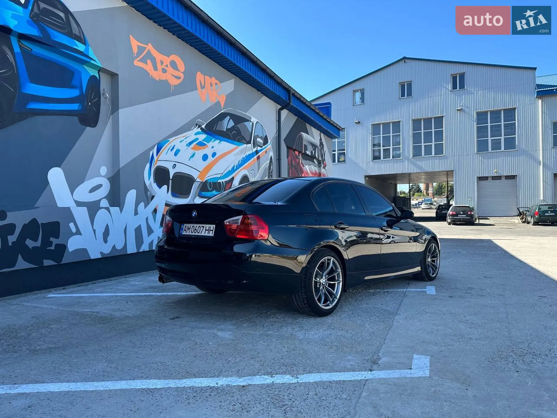 BMW 3 Series, 2005