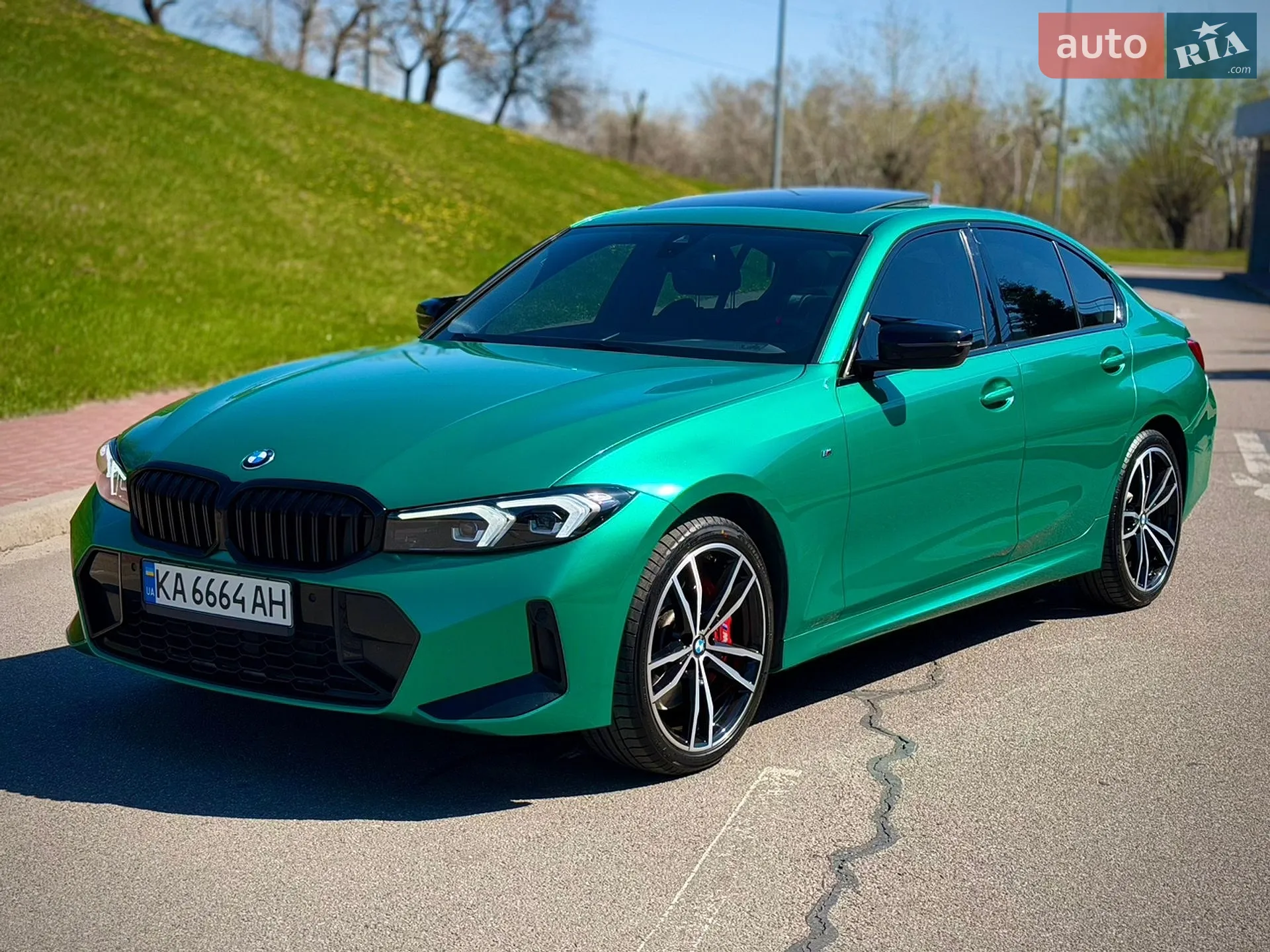BMW 3 Series, 2023