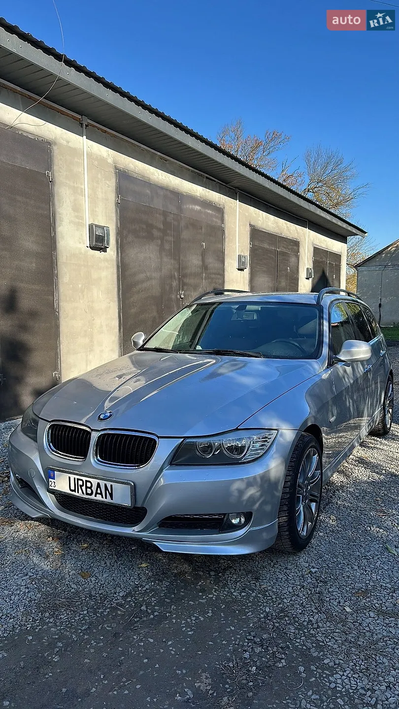 BMW 3 Series, 2010