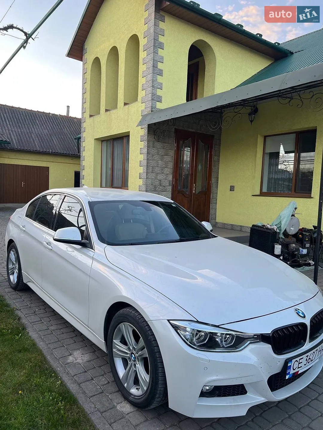 BMW 3 Series, 2016