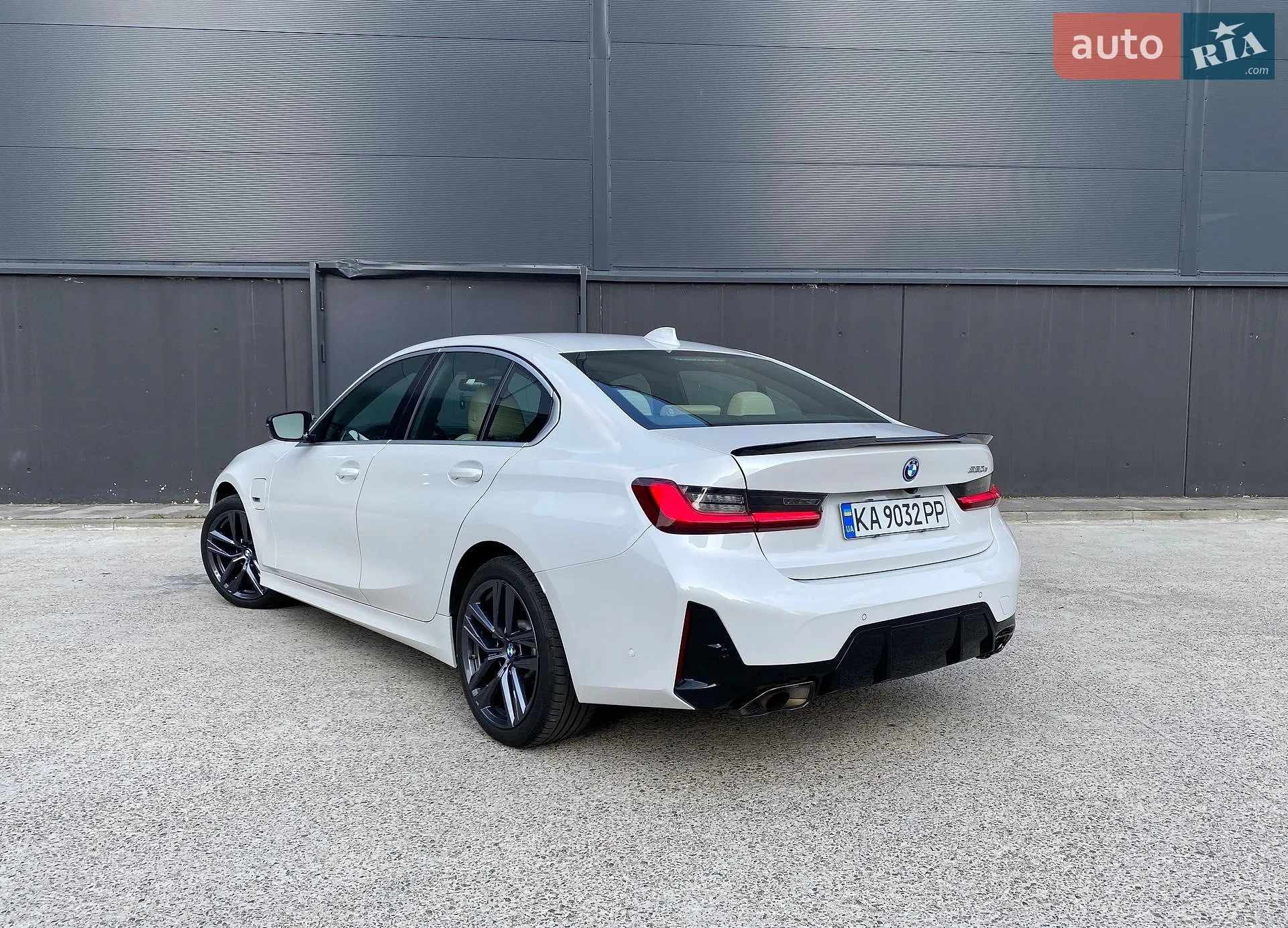BMW 3 Series, 2022