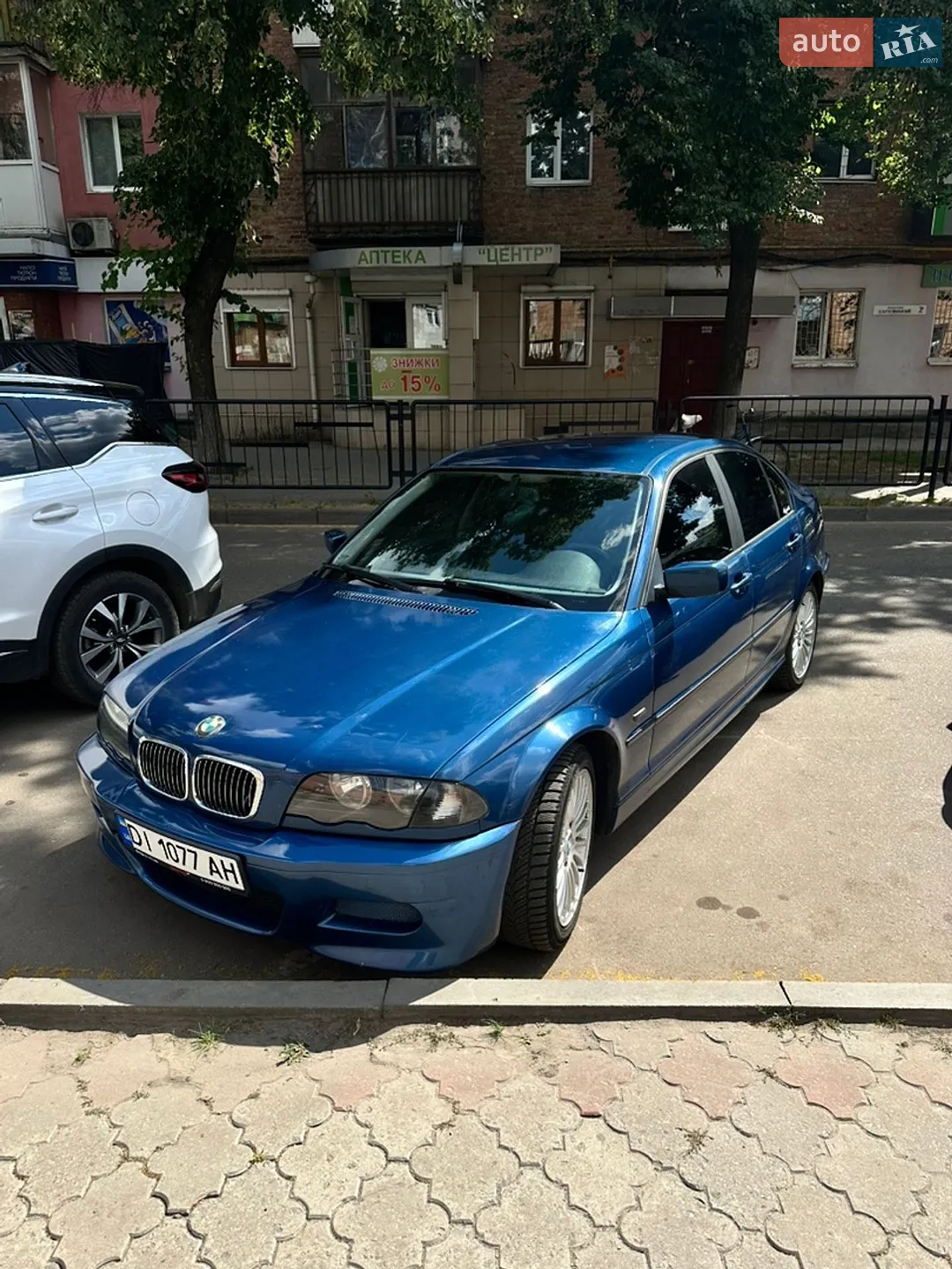 BMW 3 Series, 2001