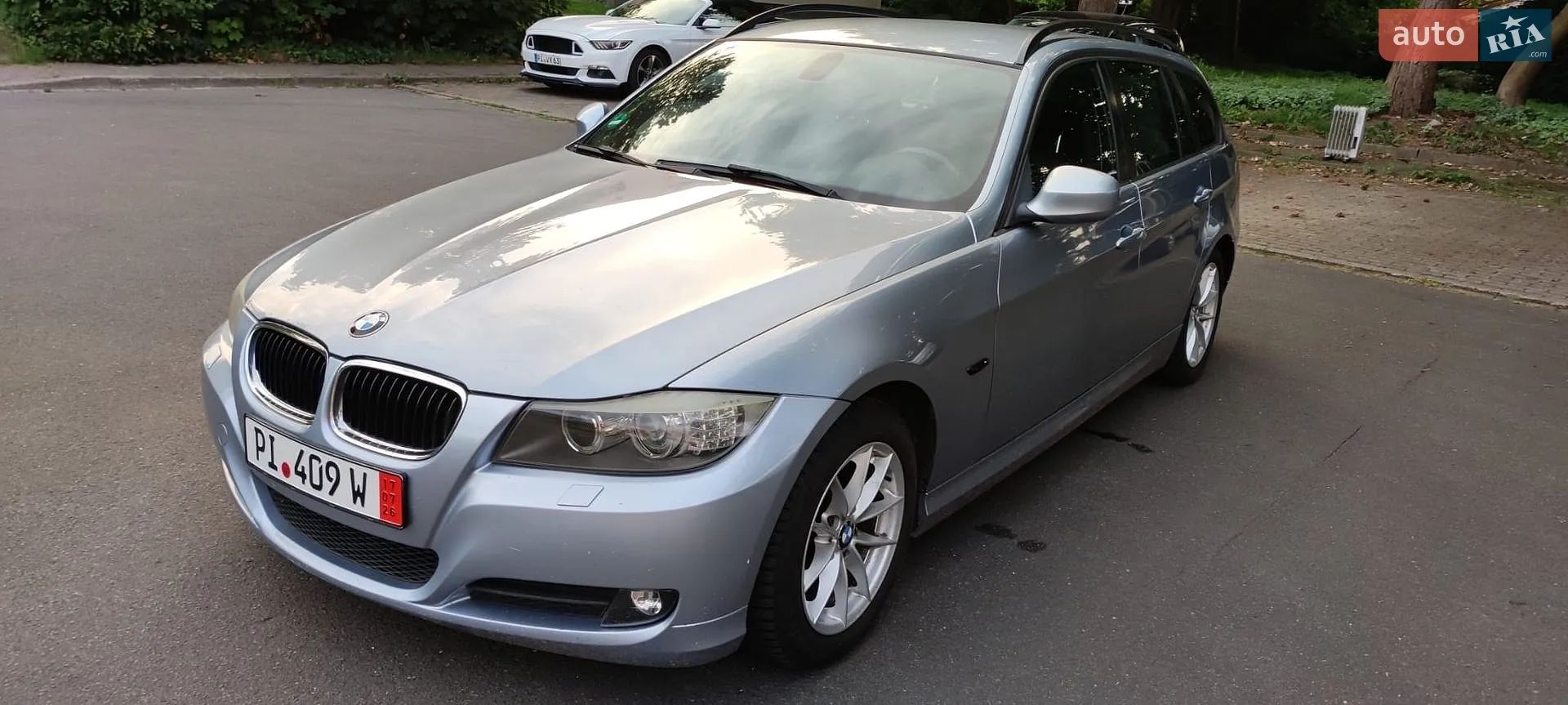 BMW 3 Series, 2009